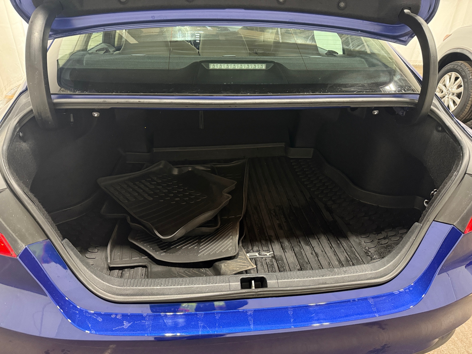 Thumbnail: 2018 Toyota Camry - 7