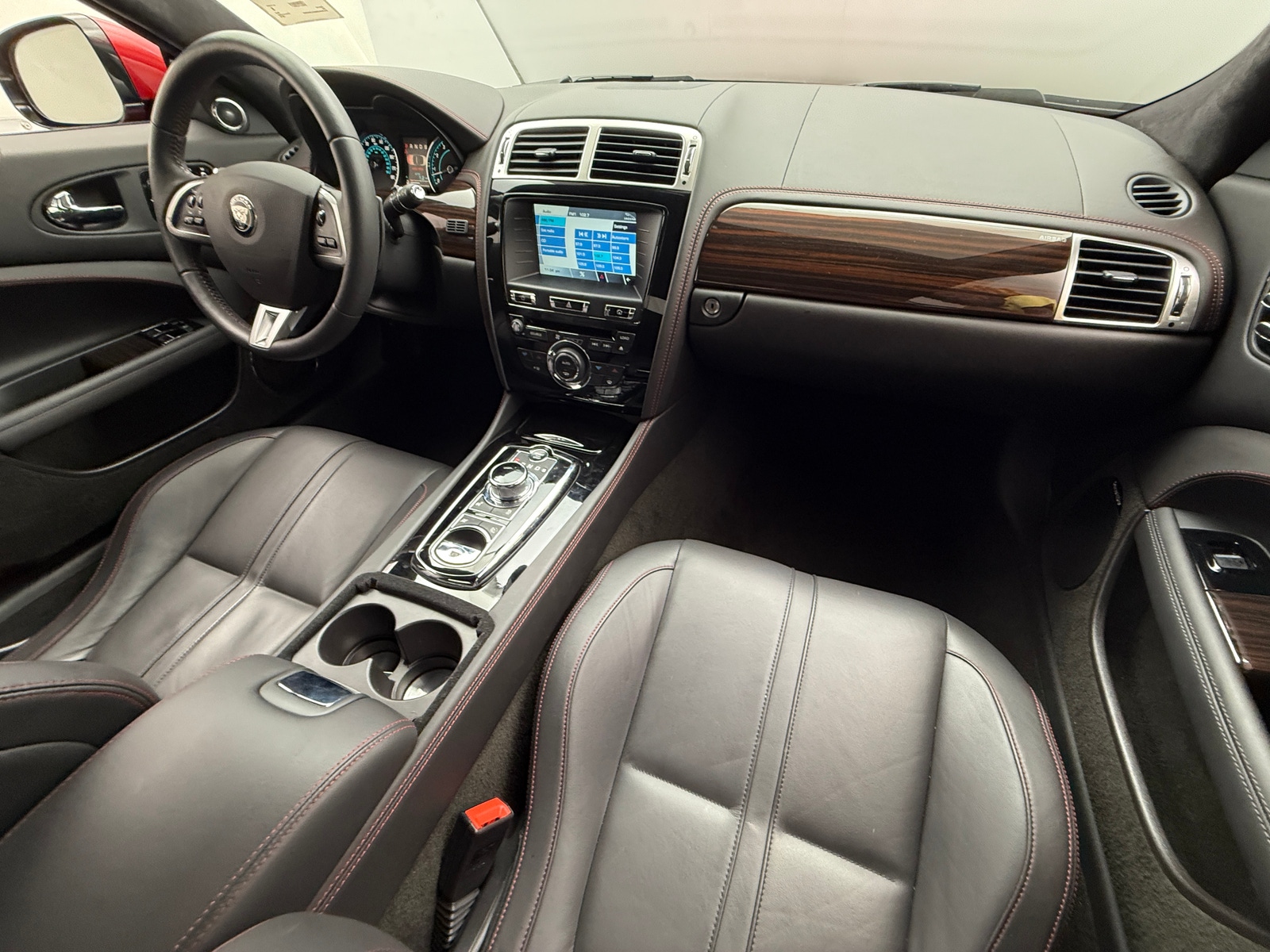 Thumbnail: 2015 Jaguar XK - 2