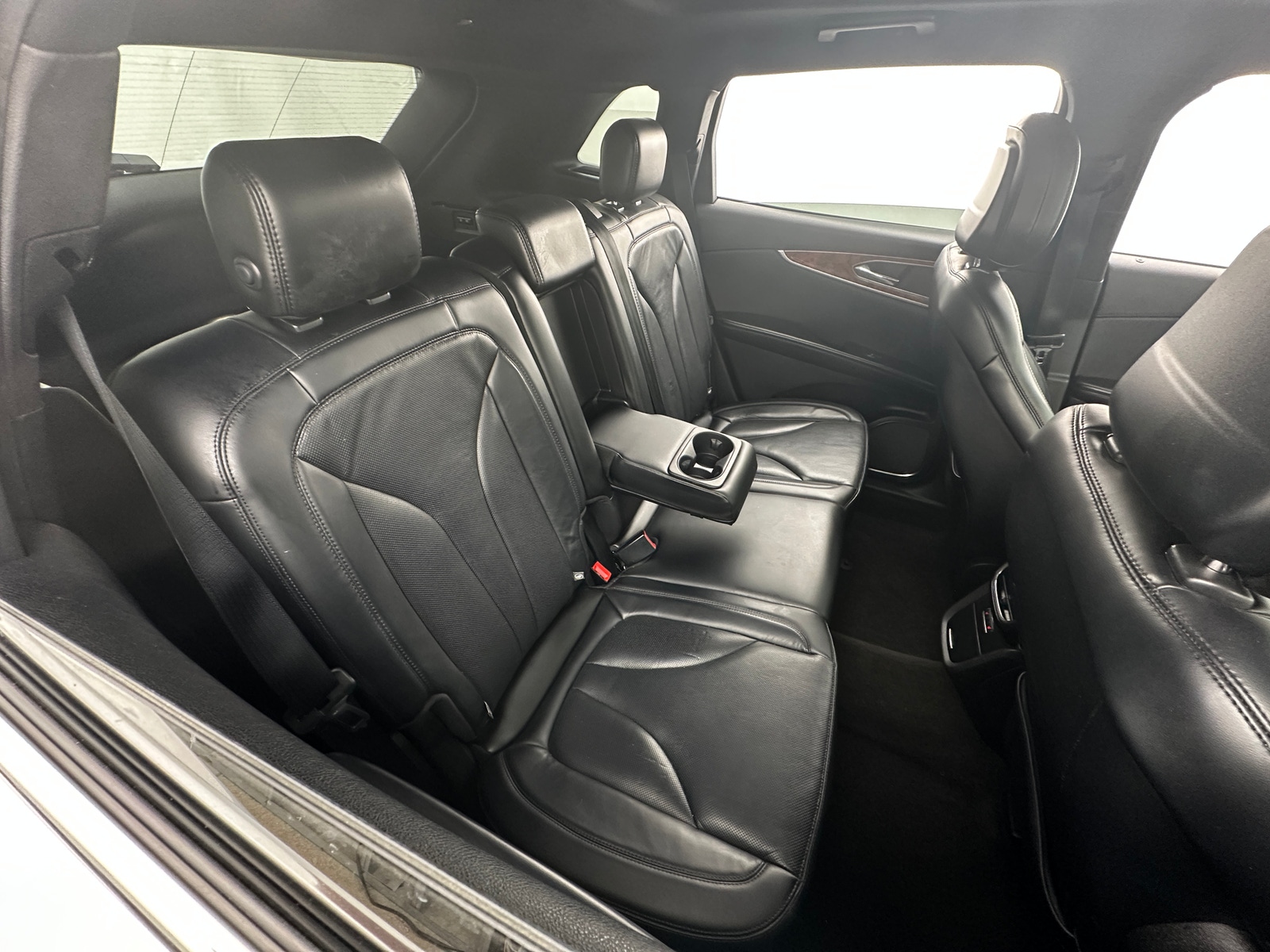 Thumbnail: 2020 Lincoln Nautilus - 5