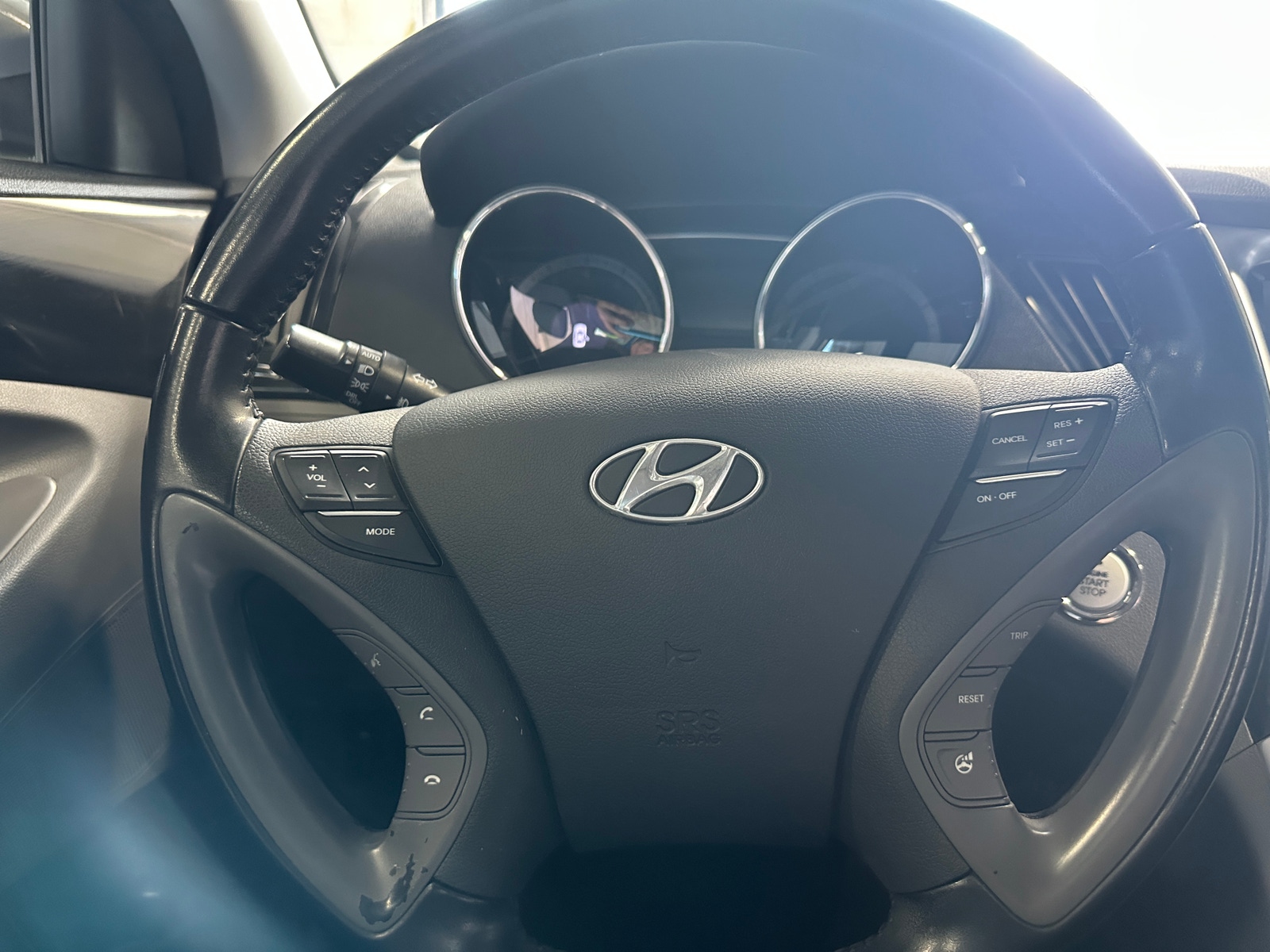 Thumbnail: 2014 Hyundai Sonata - 4