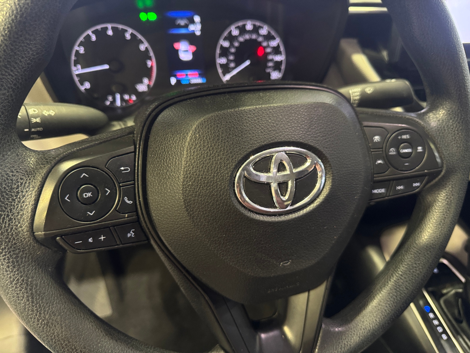 Thumbnail: 2023 Toyota Corolla - 5