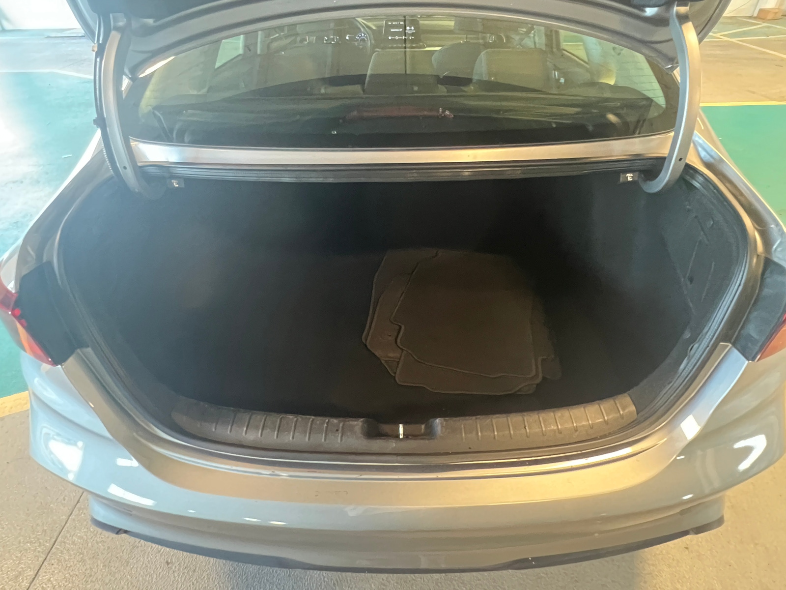 Thumbnail: 2024 Kia Forte - 7