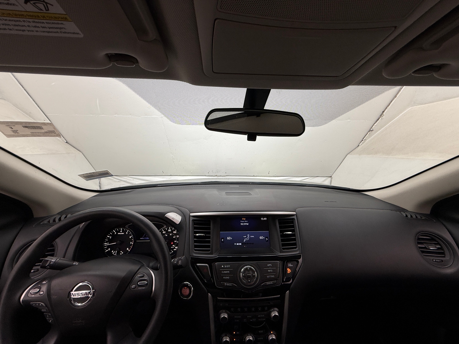 Thumbnail: 2017 Nissan Pathfinder - 3