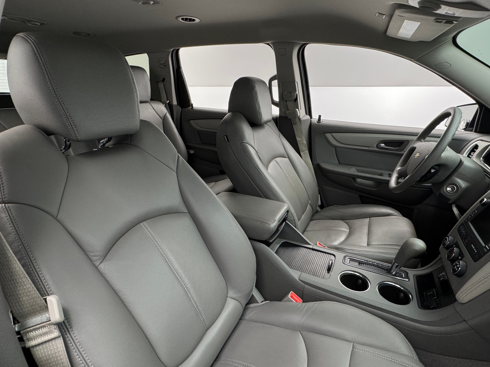 Thumbnail: 2017 Chevrolet Traverse - 2