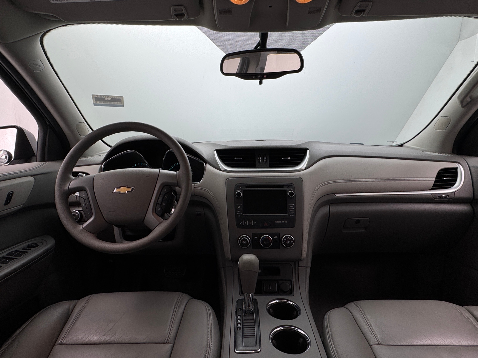 Thumbnail: 2017 Chevrolet Traverse - 3