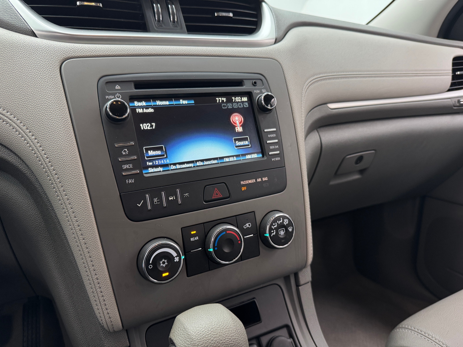 Thumbnail: 2017 Chevrolet Traverse - 4