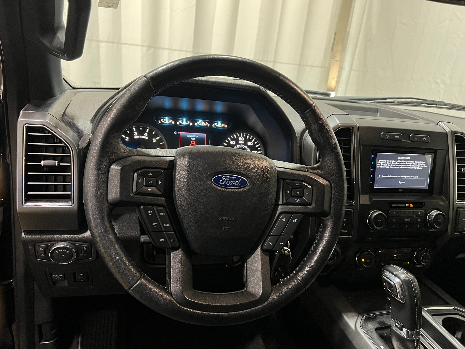 Thumbnail: 2018 Ford Econoline - 5