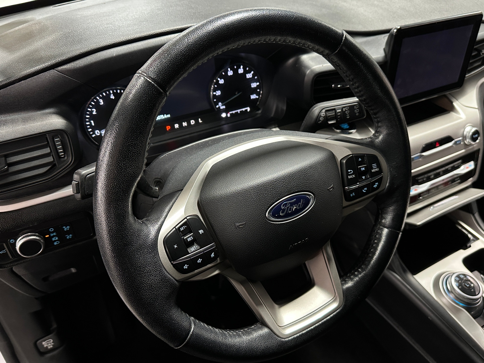 Thumbnail: 2021 Ford Explorer - 5
