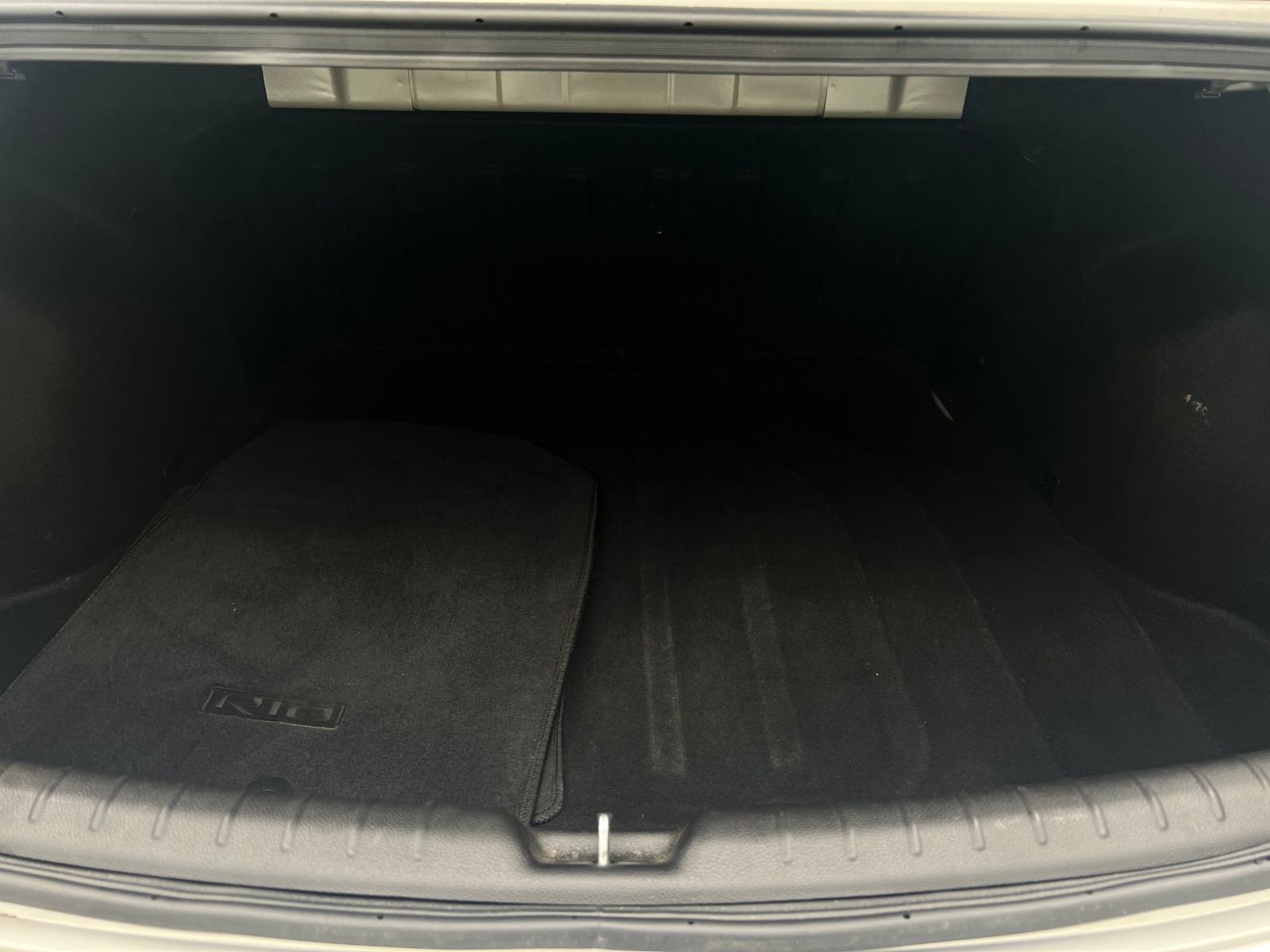 Thumbnail: 2022 Kia Rio - 7