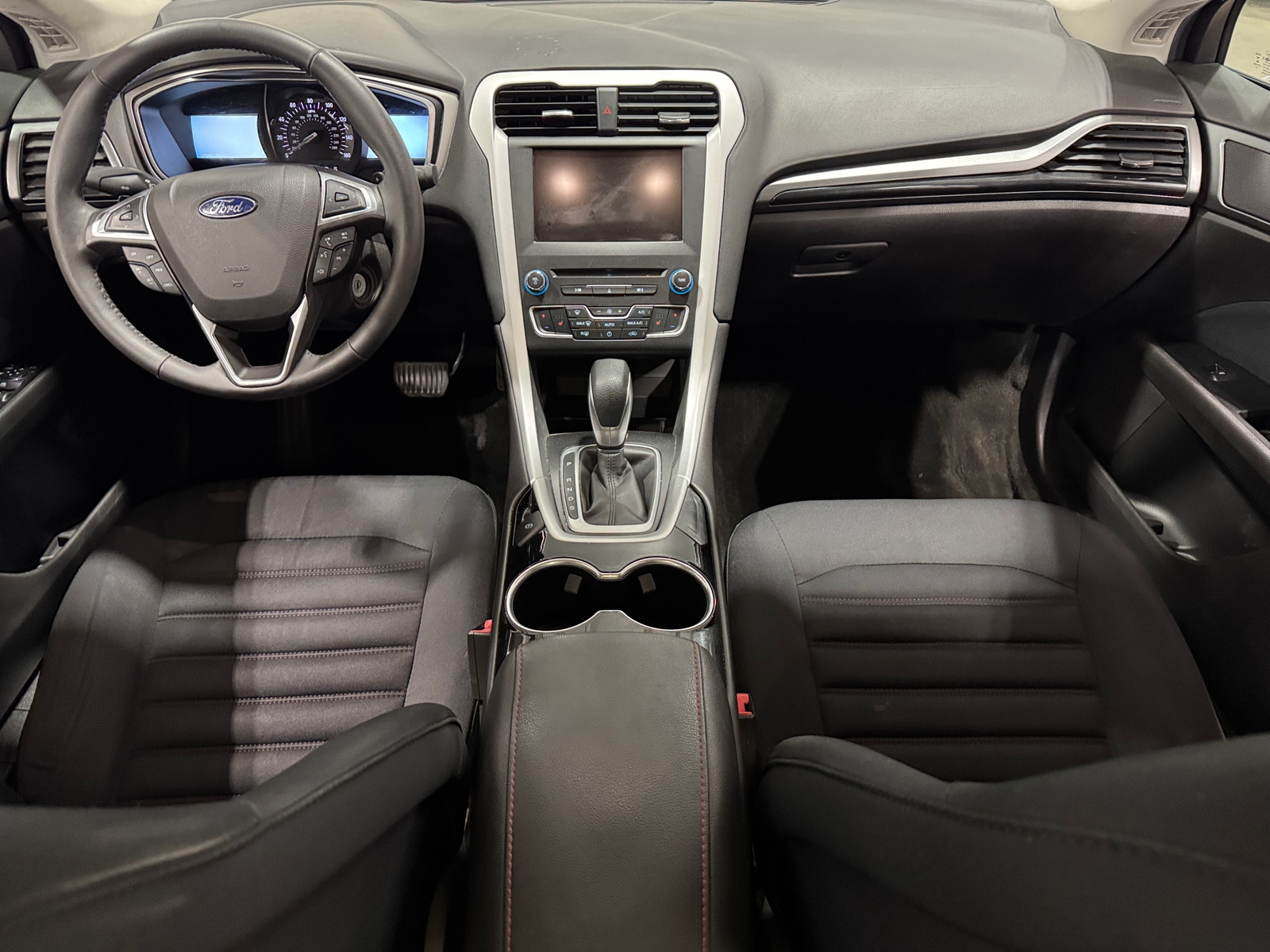 Thumbnail: 2016 Ford Fusion - 3