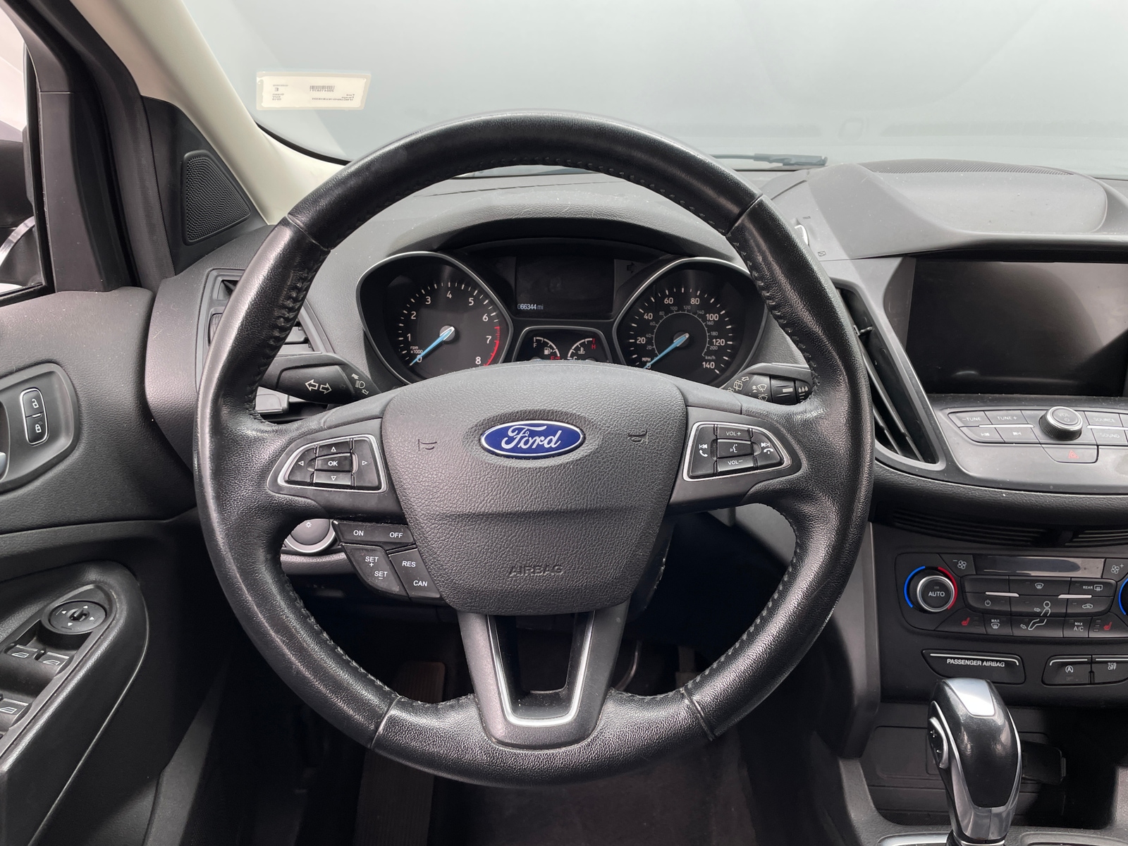 Thumbnail: 2019 Ford Escape - 4