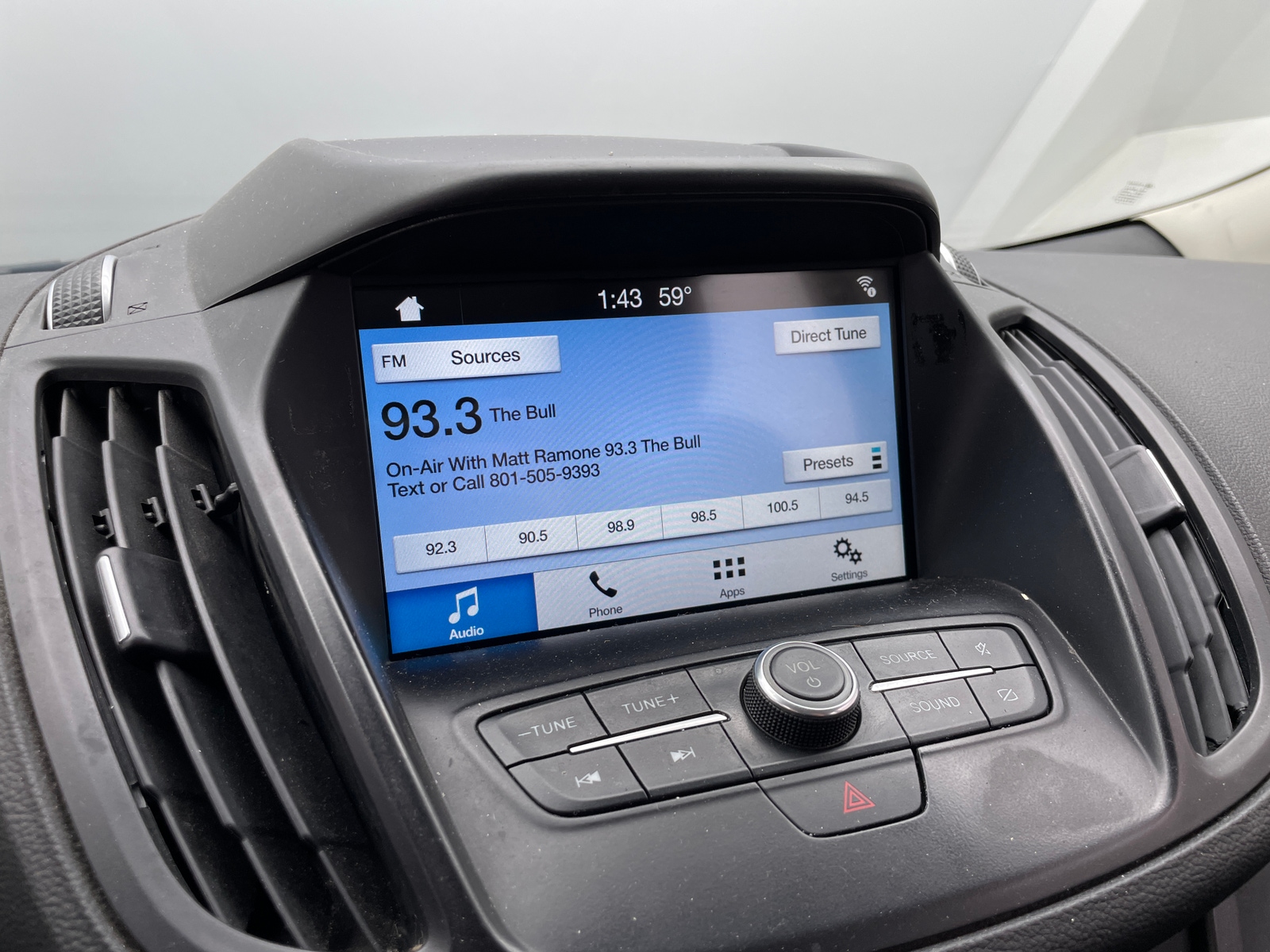 Thumbnail: 2019 Ford Escape - 3