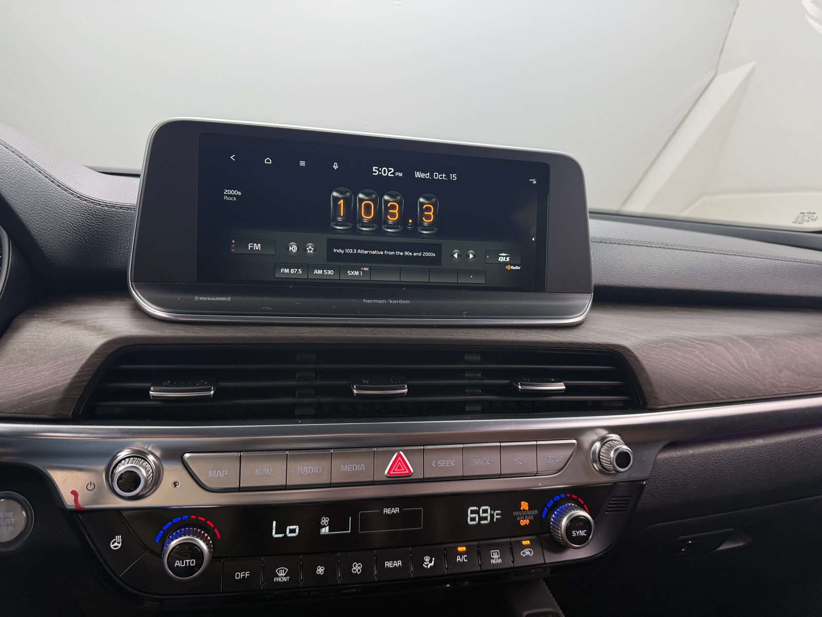 Thumbnail: 2021 Kia Telluride - 3