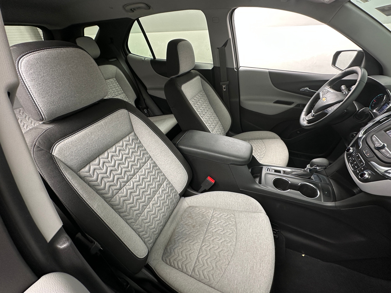Thumbnail: 2023 Chevrolet Equinox - 2