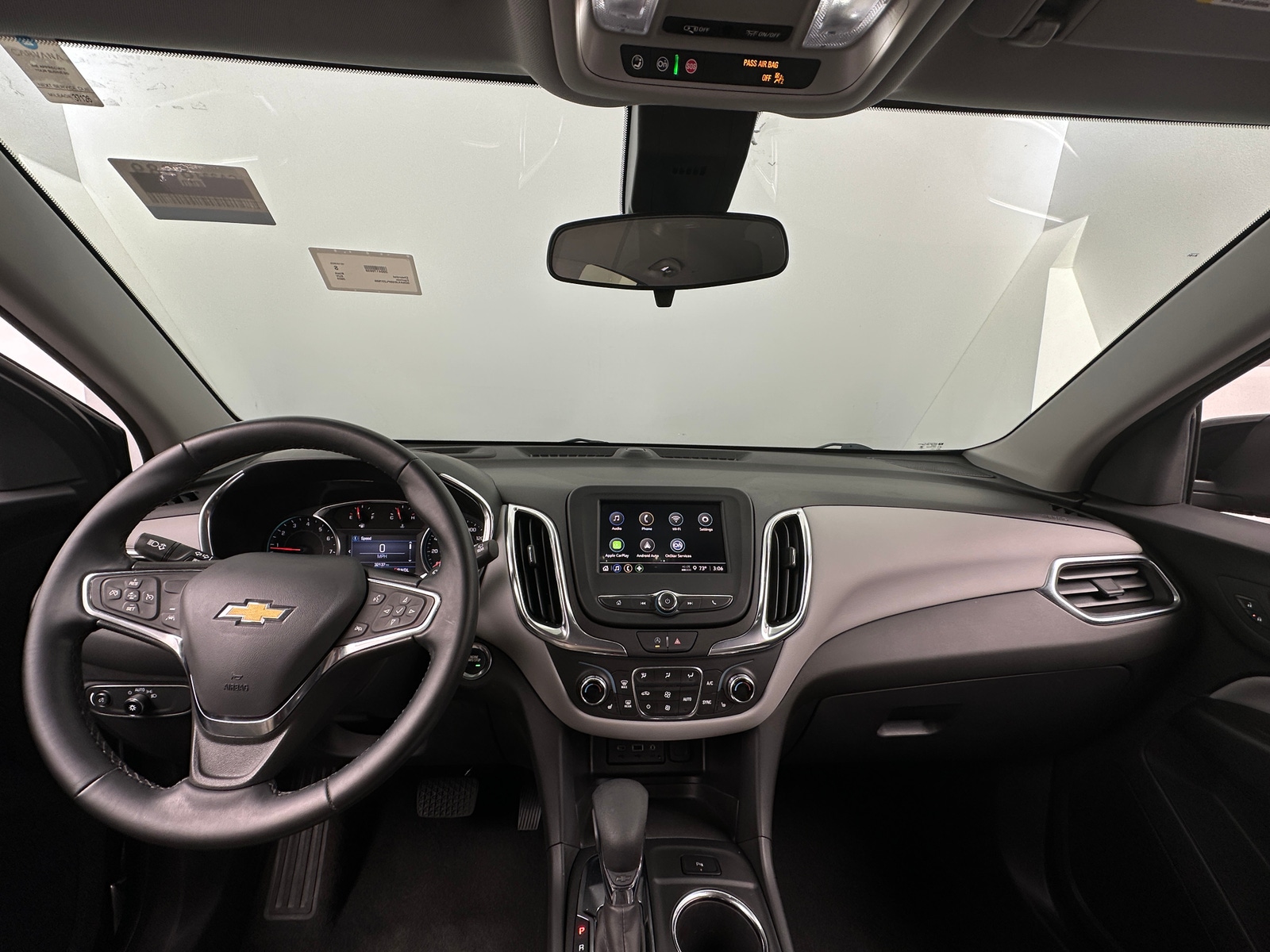 Thumbnail: 2023 Chevrolet Equinox - 3