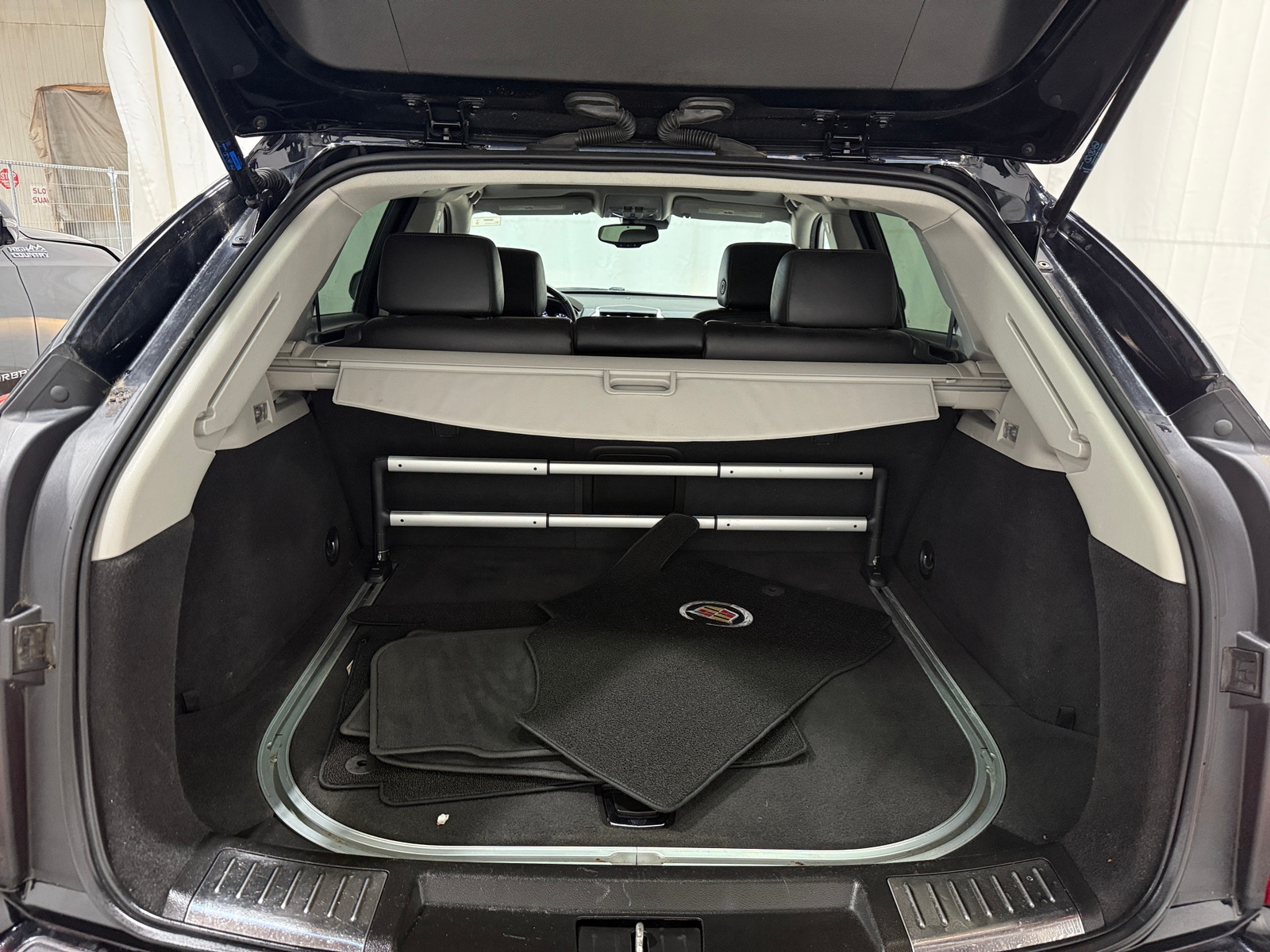 Thumbnail: 2013 Cadillac SRX - 6