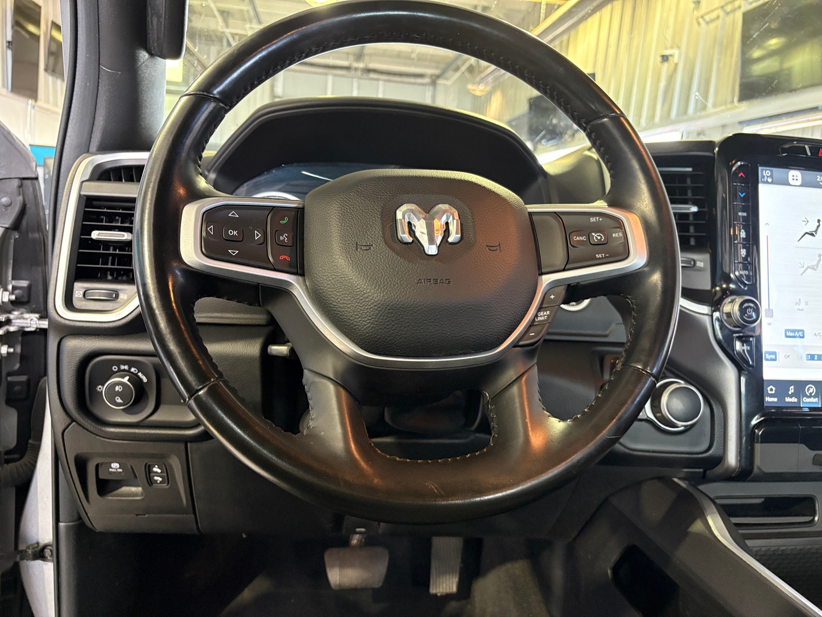 Thumbnail: 2022 RAM 1500 - 5