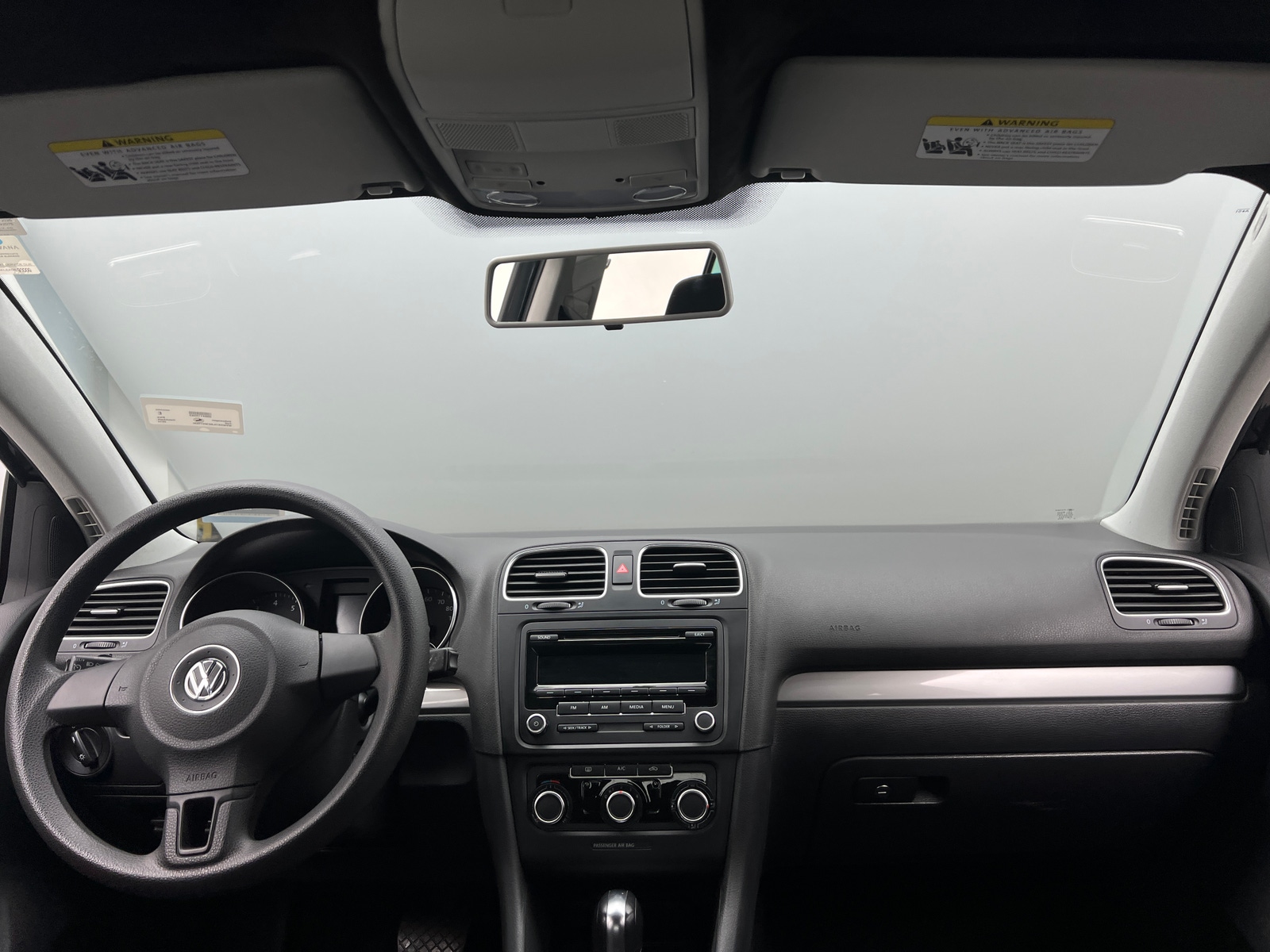 Thumbnail: 2014 Volkswagen Golf - 3