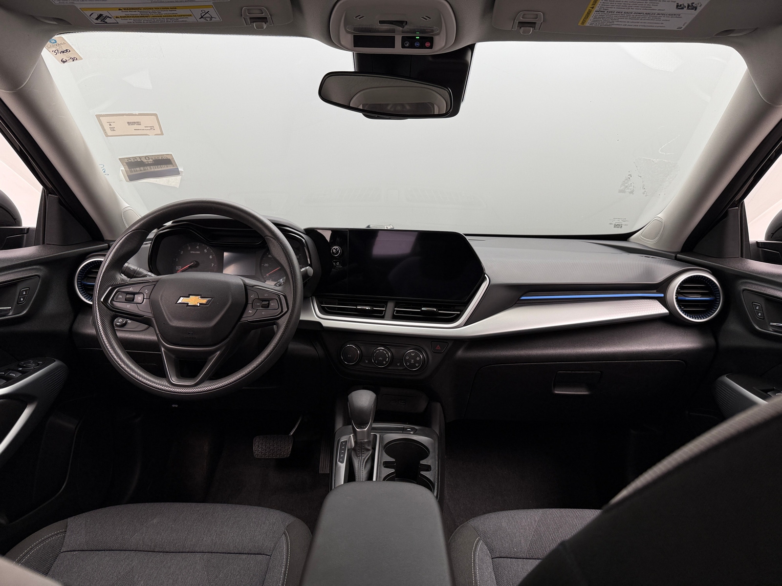 Thumbnail: 2024 Chevrolet Trax - 3