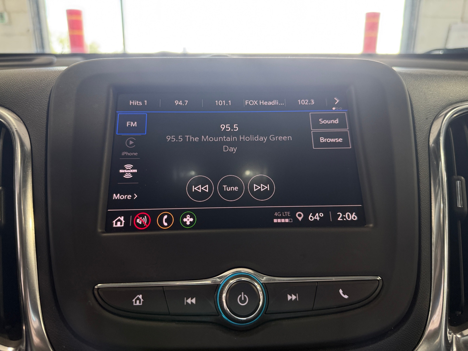 Thumbnail: 2024 Chevrolet Equinox - 4