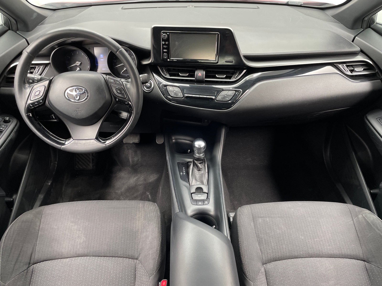 Thumbnail: 2018 Toyota C-HR - 3