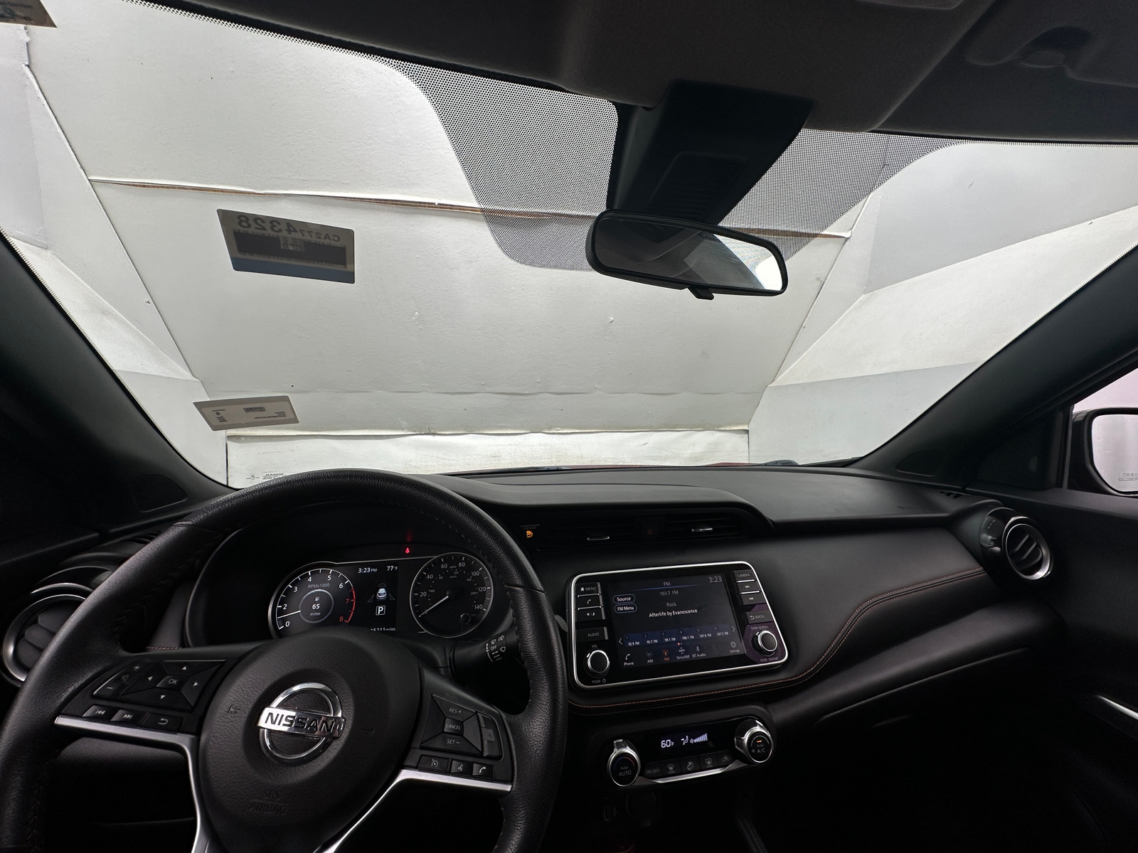 Thumbnail: 2020 Nissan Kicks - 3
