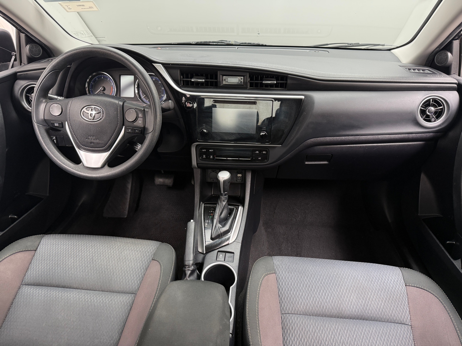 Thumbnail: 2018 Toyota Corolla - 3