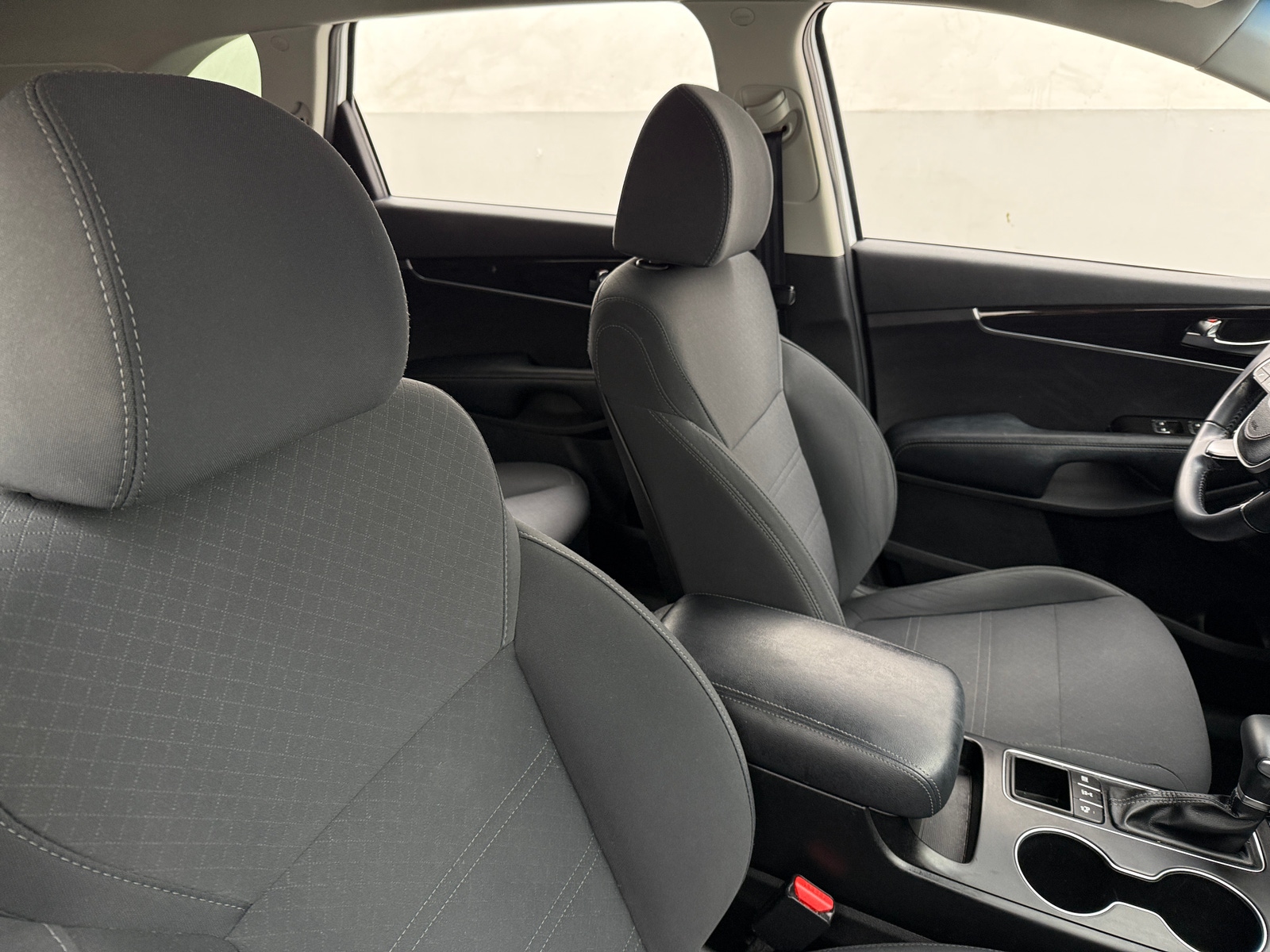 Thumbnail: 2019 Kia Sorento - 2
