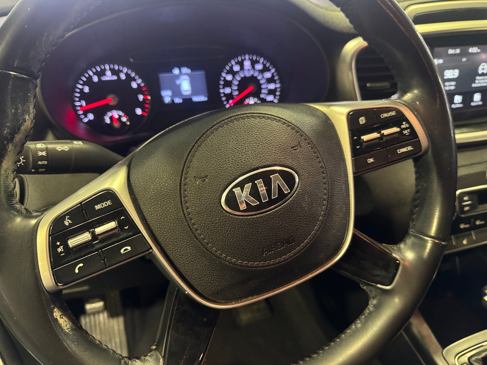 Thumbnail: 2019 Kia Sorento - 5