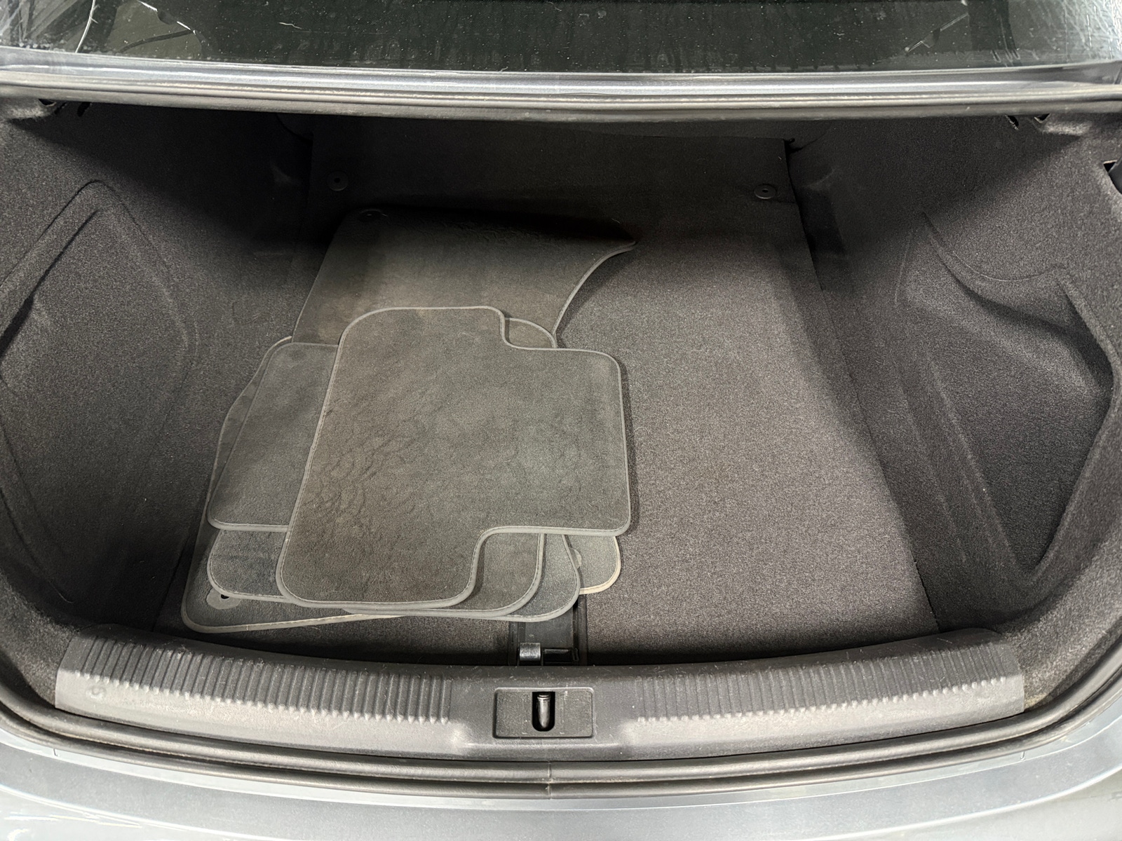 Thumbnail: 2014 Audi A4 - 6