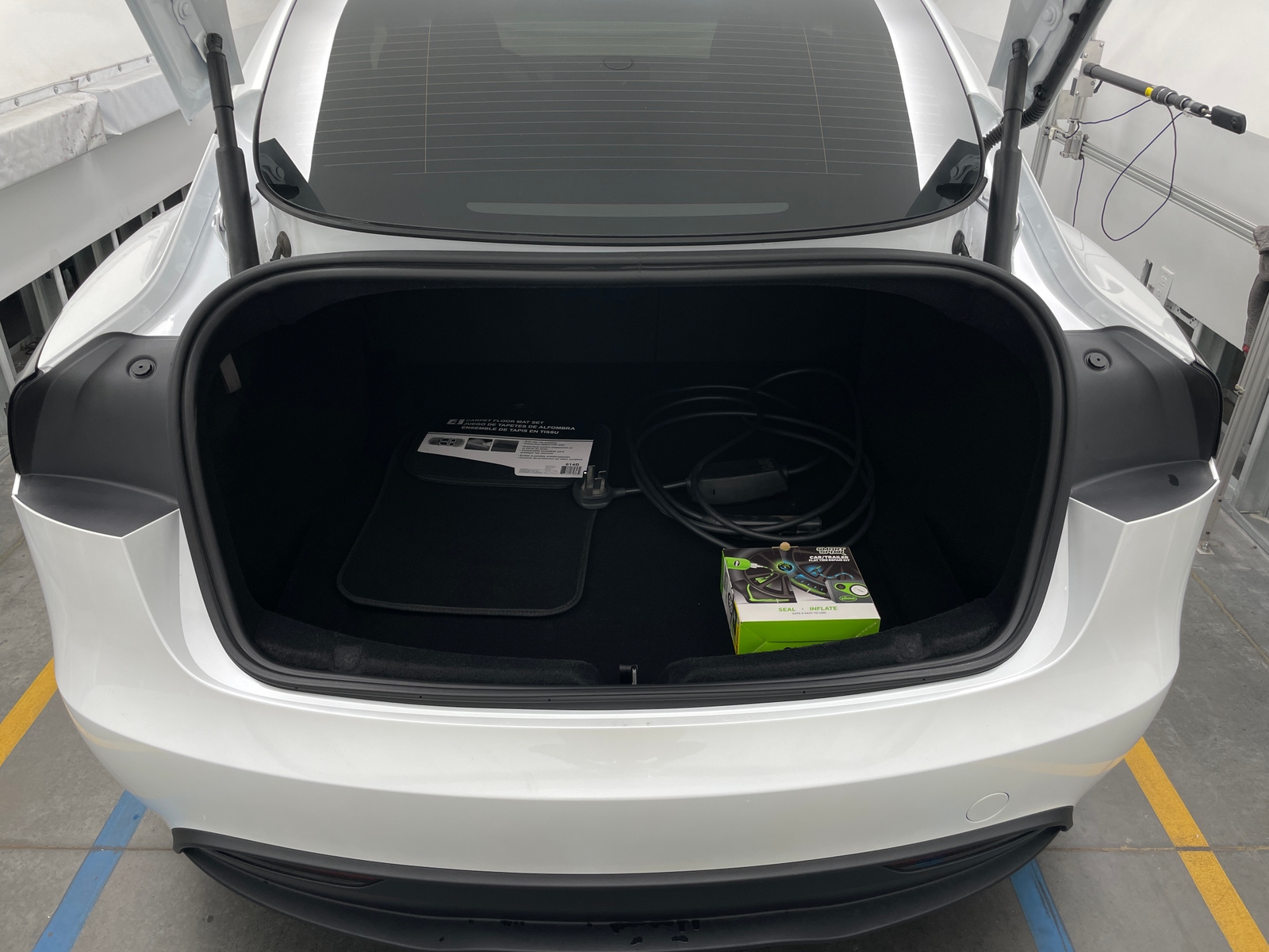 Thumbnail: 2025 Tesla Model 3 - 6