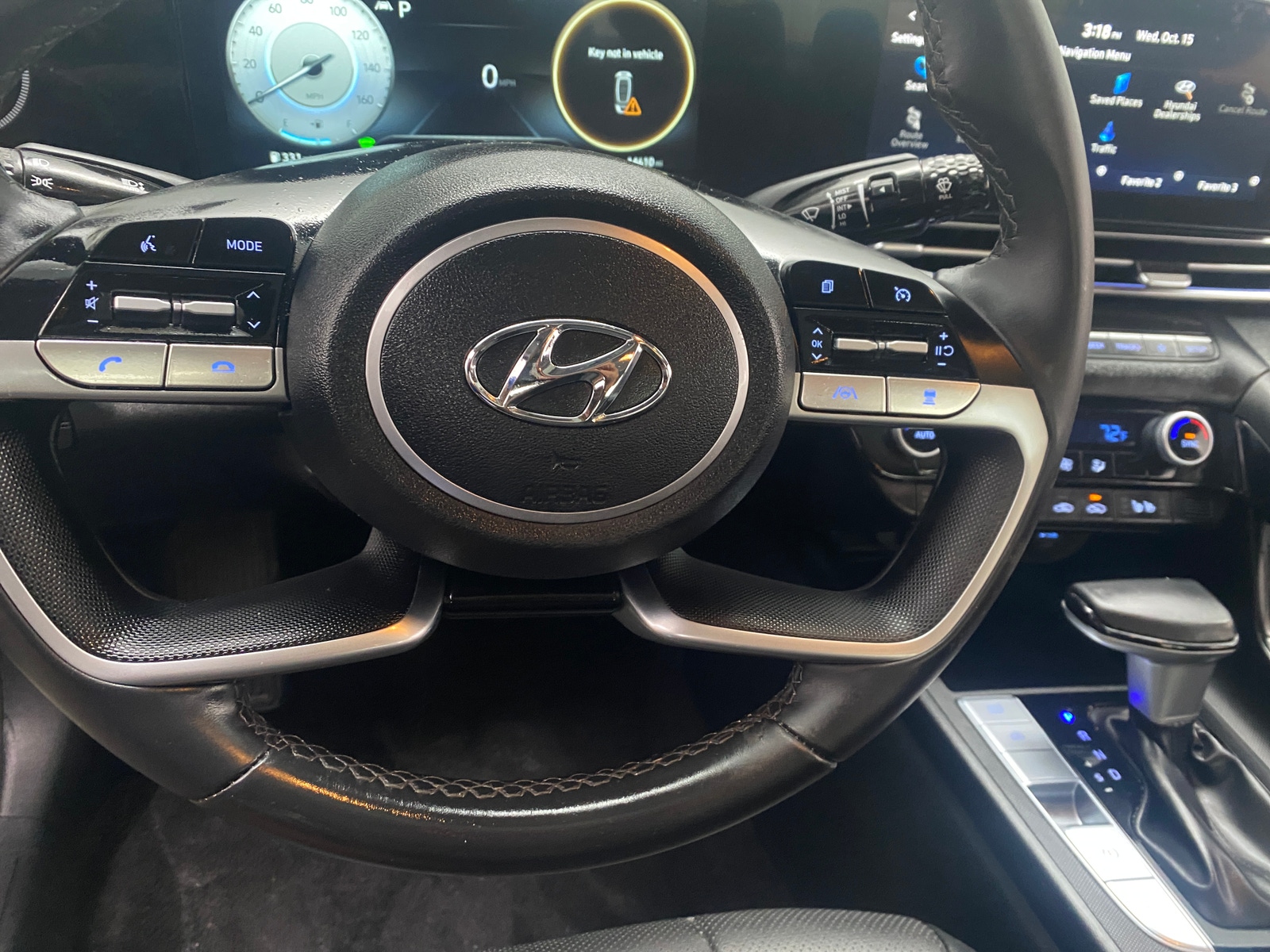 Thumbnail: 2023 Hyundai Elantra - 4
