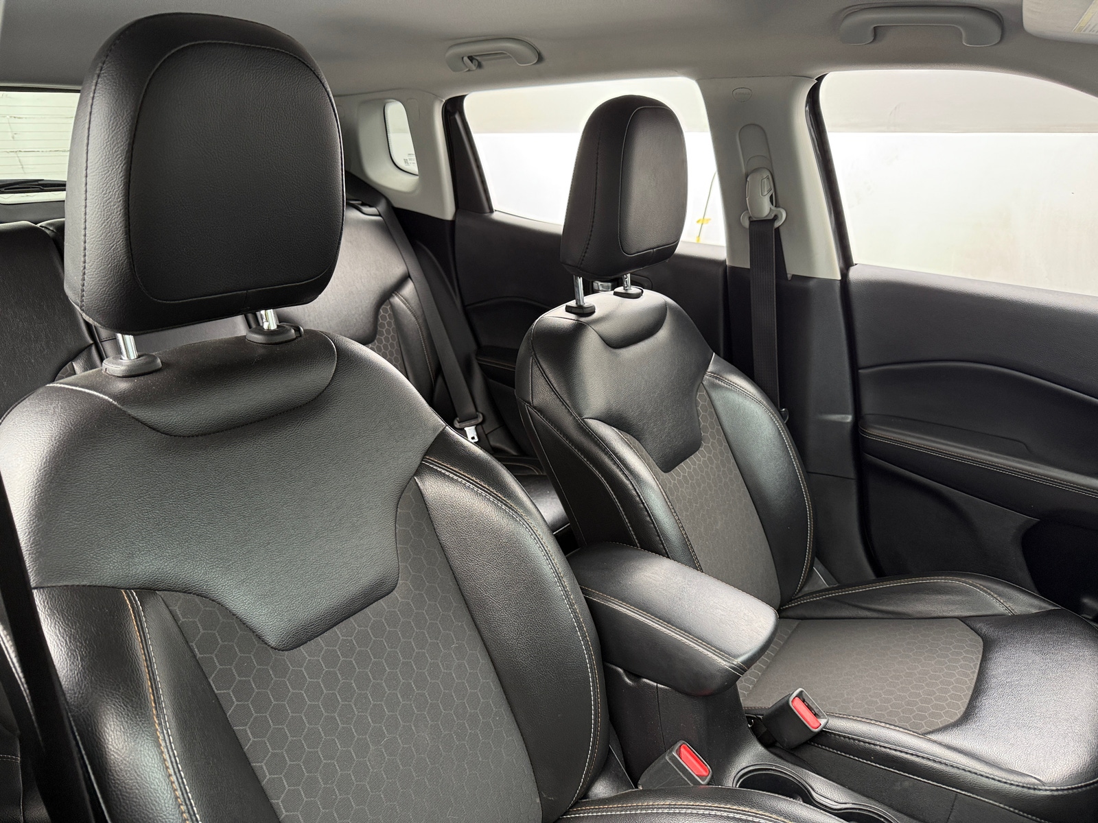 Thumbnail: 2018 Jeep Compass - 2