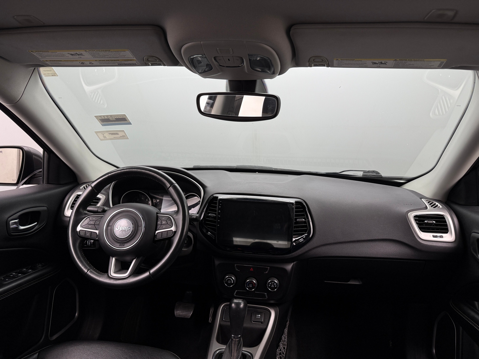 Thumbnail: 2018 Jeep Compass - 3