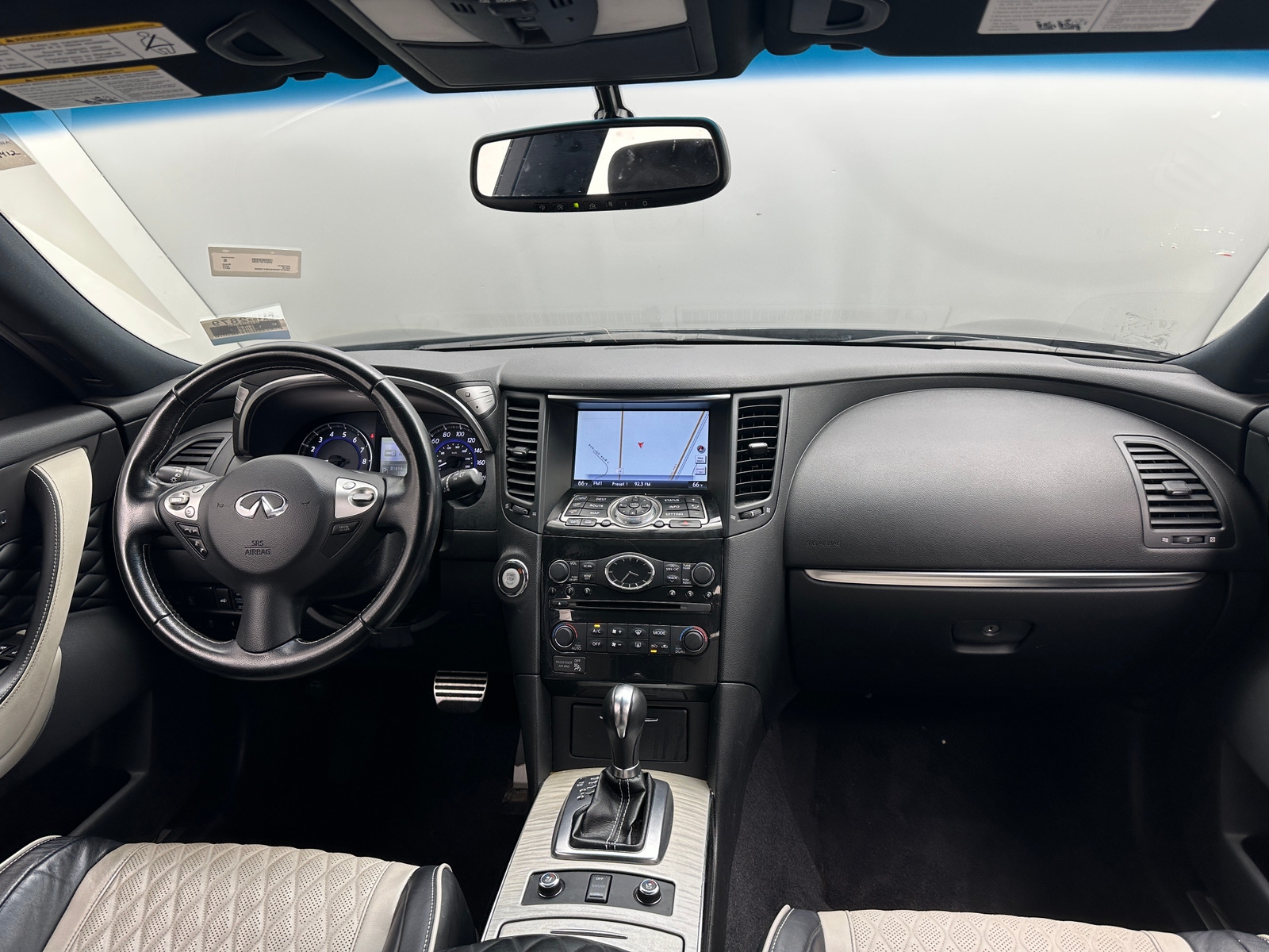 Thumbnail: 2017 INFINITI QX70 - 2