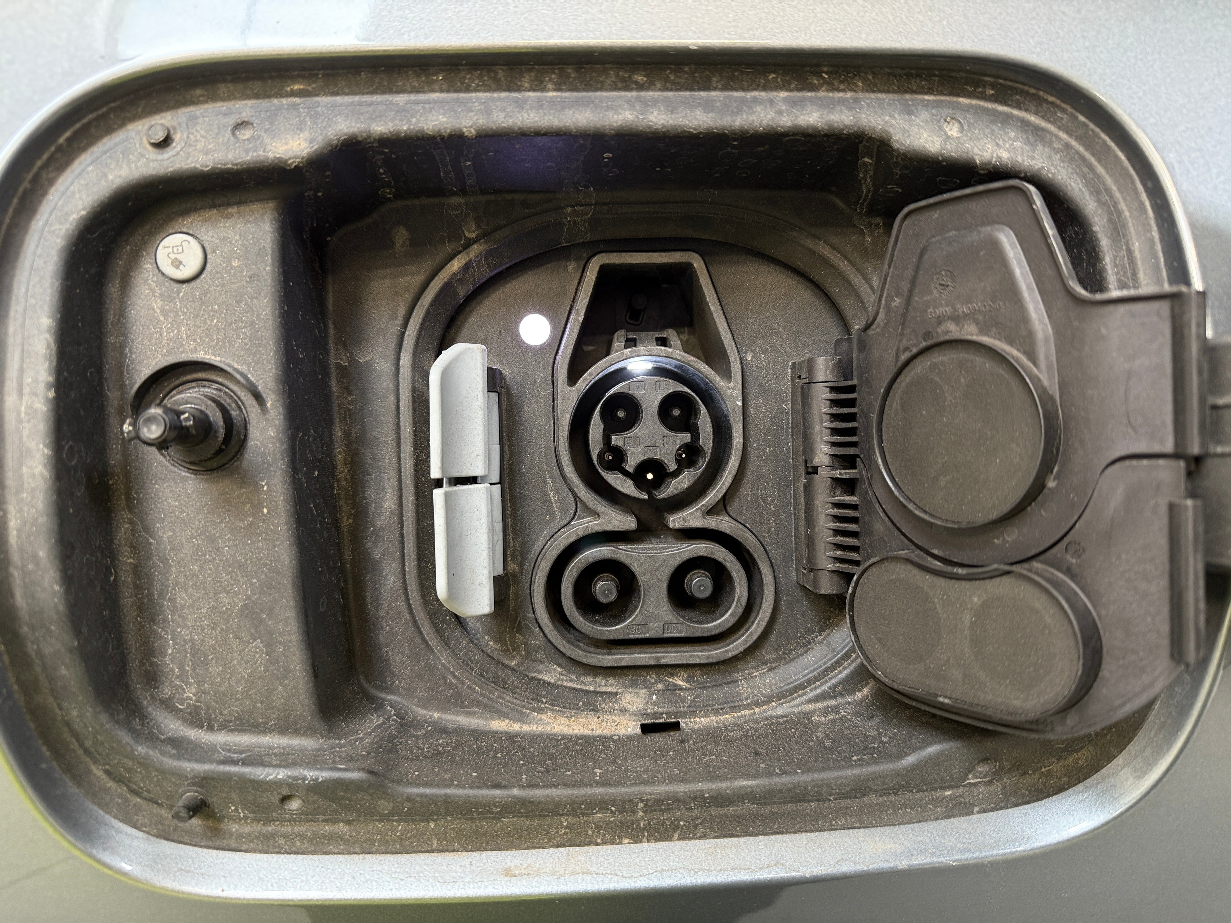 Used 2025 BMW i4 40 with VIN WBY43HD08SFT92726 for sale in Oak Creek, WI