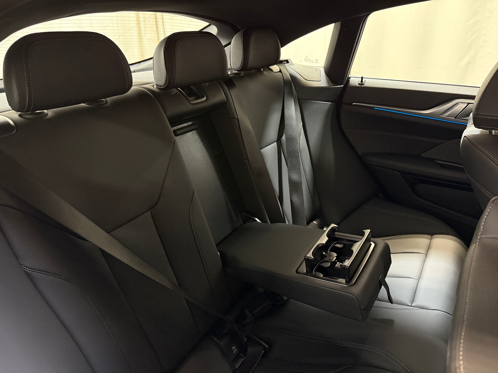 Thumbnail: 2025 BMW i4 - 5