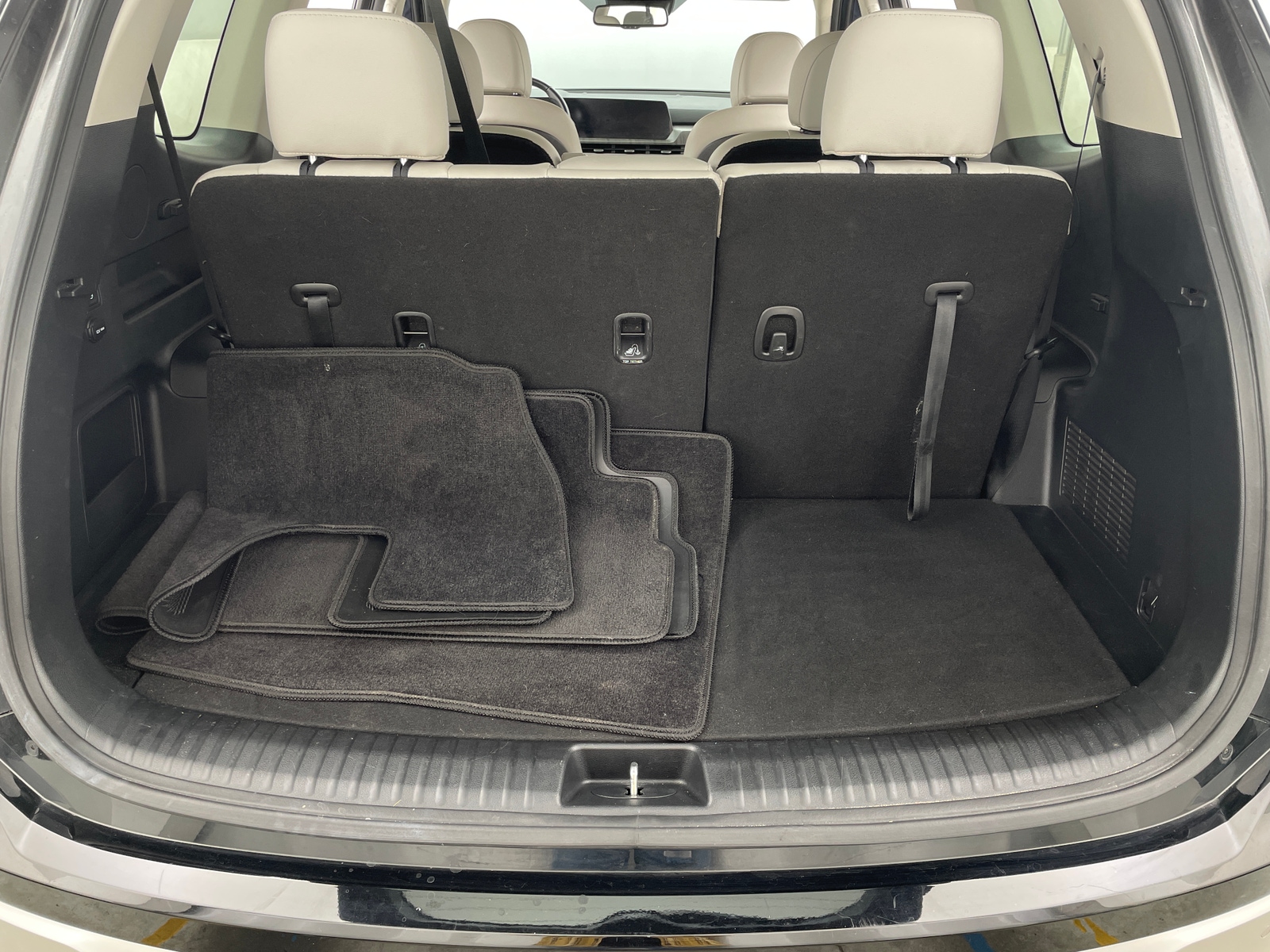 Thumbnail: 2023 Kia Telluride - 6