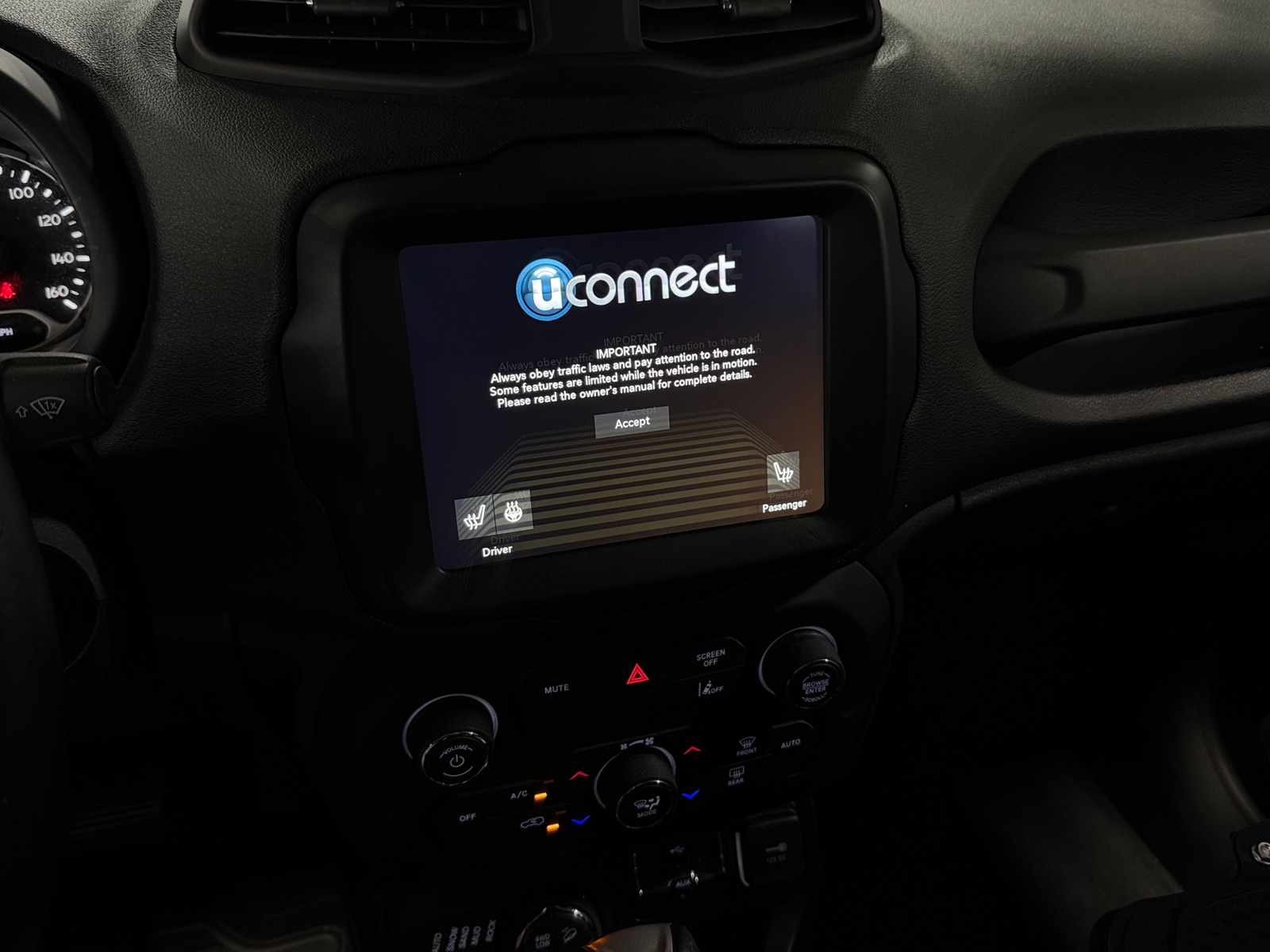 Thumbnail: 2021 Jeep Renegade - 4