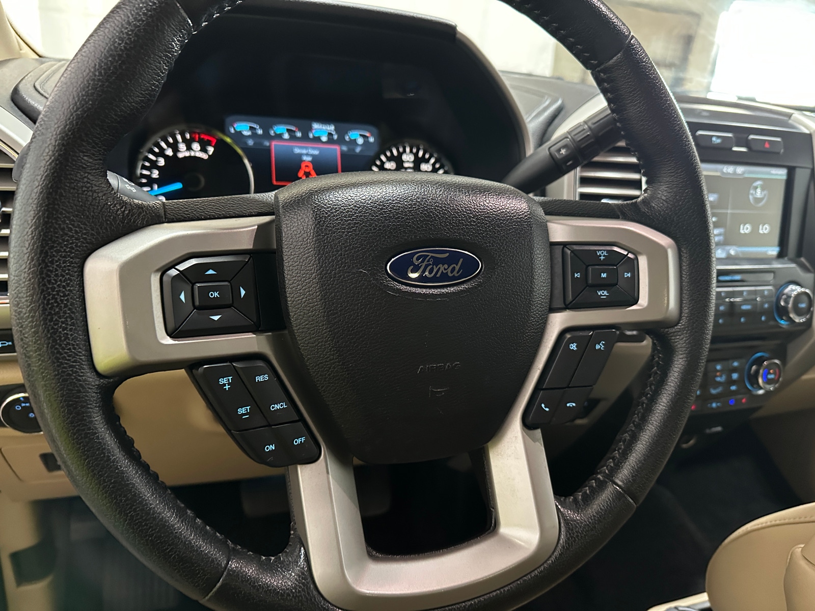 Thumbnail: 2015 Ford Econoline - 4