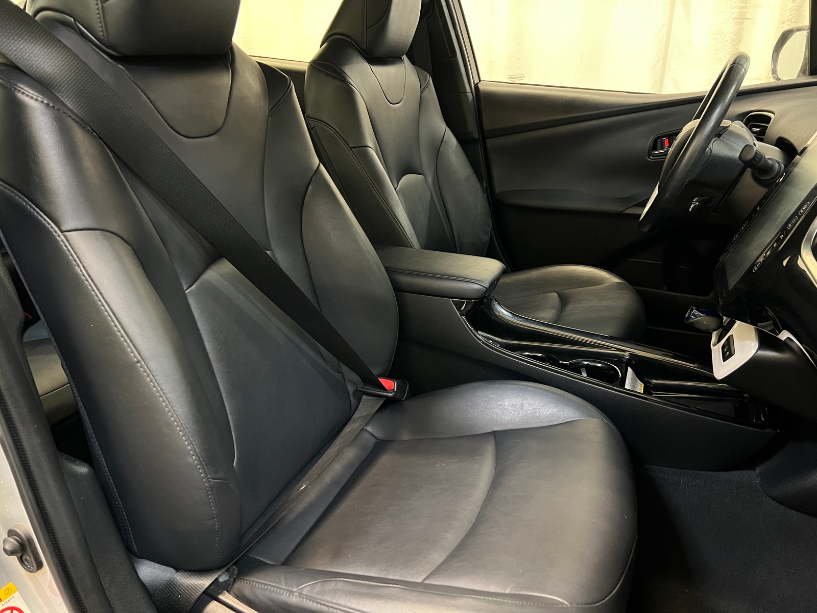 Thumbnail: 2018 Toyota Prius Prime - 2