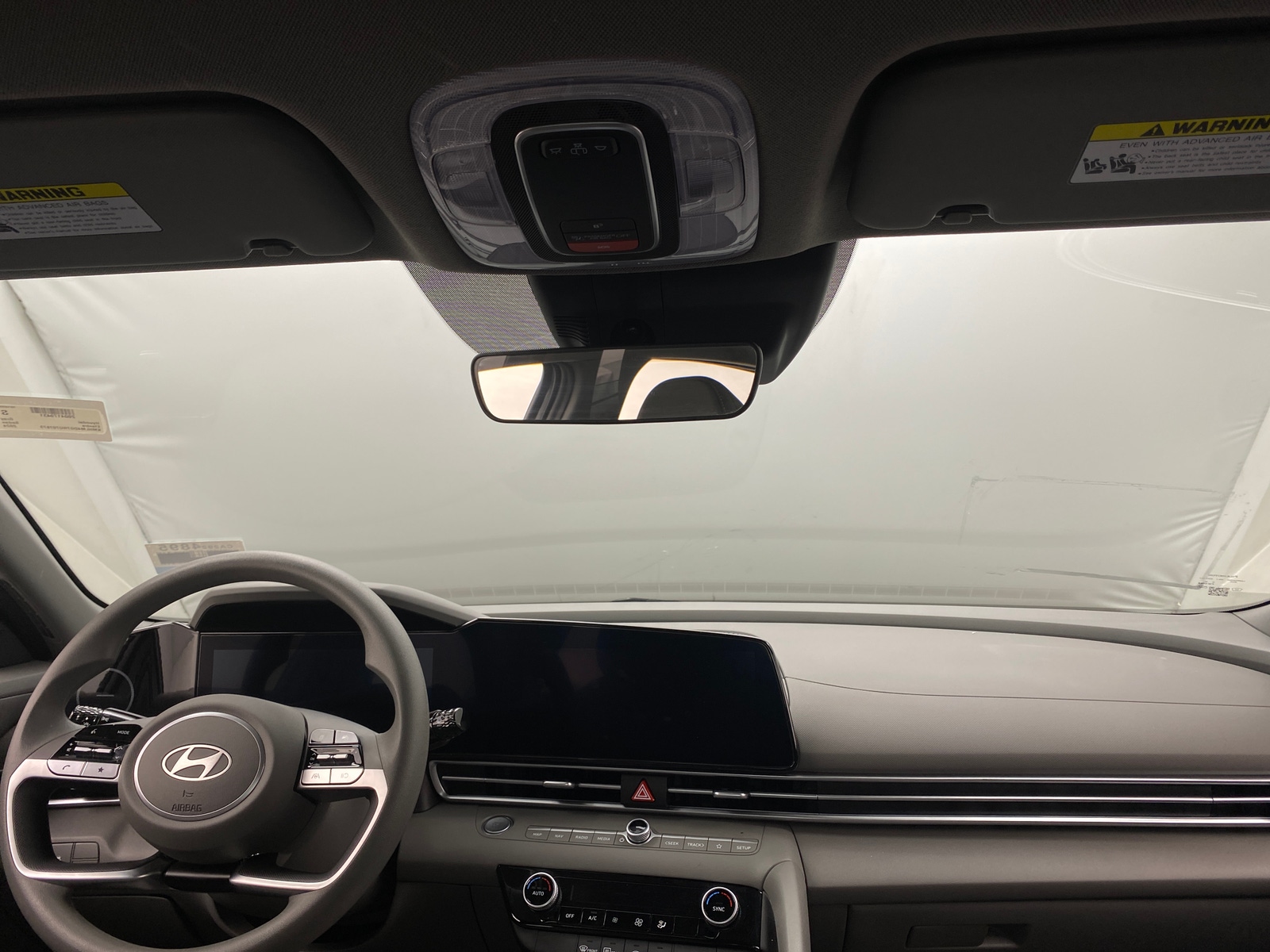 Thumbnail: 2024 Hyundai Elantra - 3