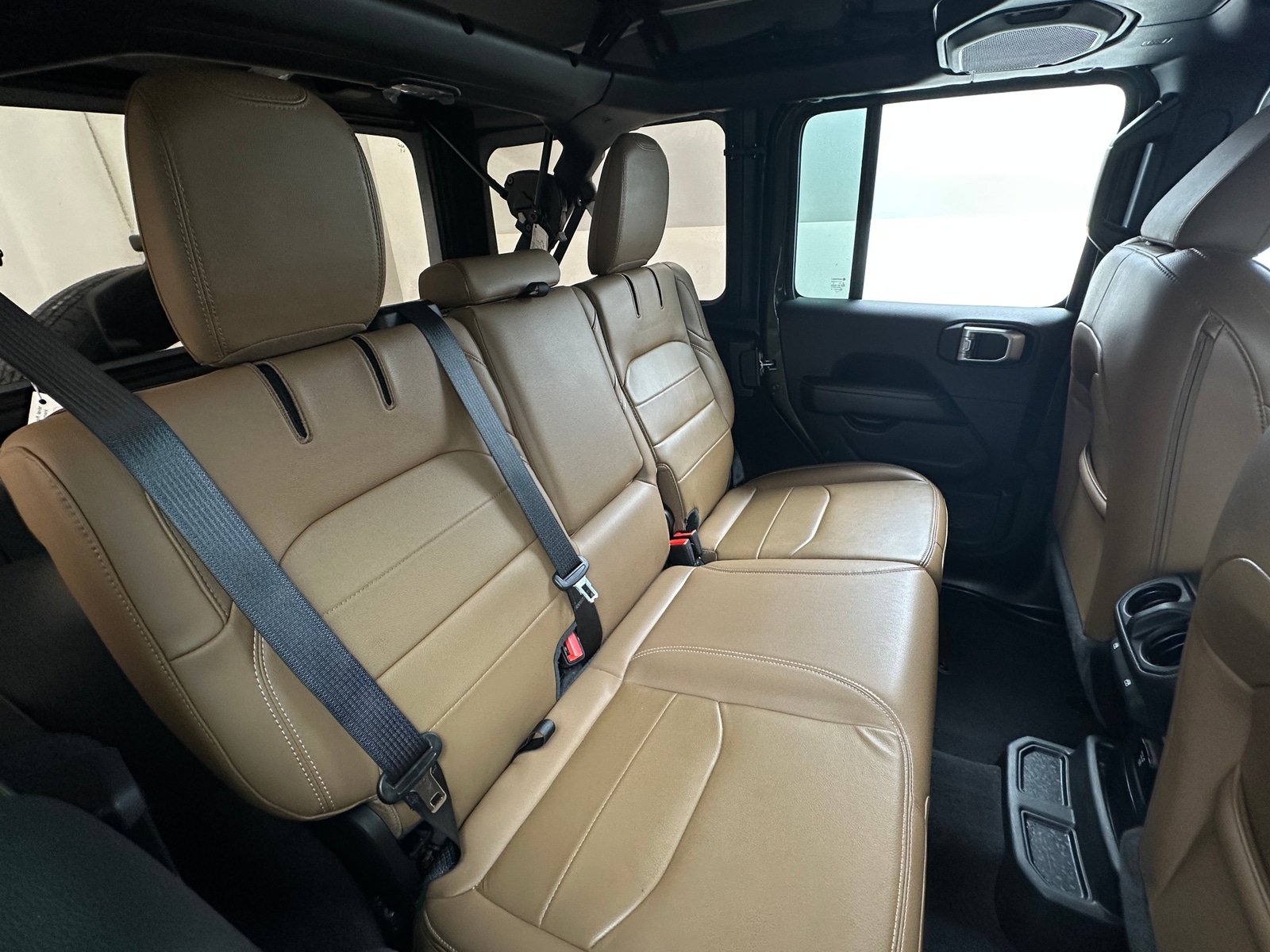 Thumbnail: 2021 Jeep Wrangler - 5