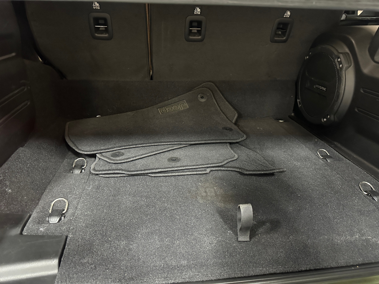 Thumbnail: 2021 Jeep Wrangler - 6