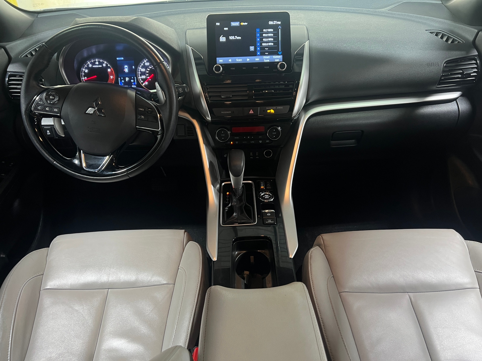 Thumbnail: 2022 Mitsubishi Eclipse Cross - 2