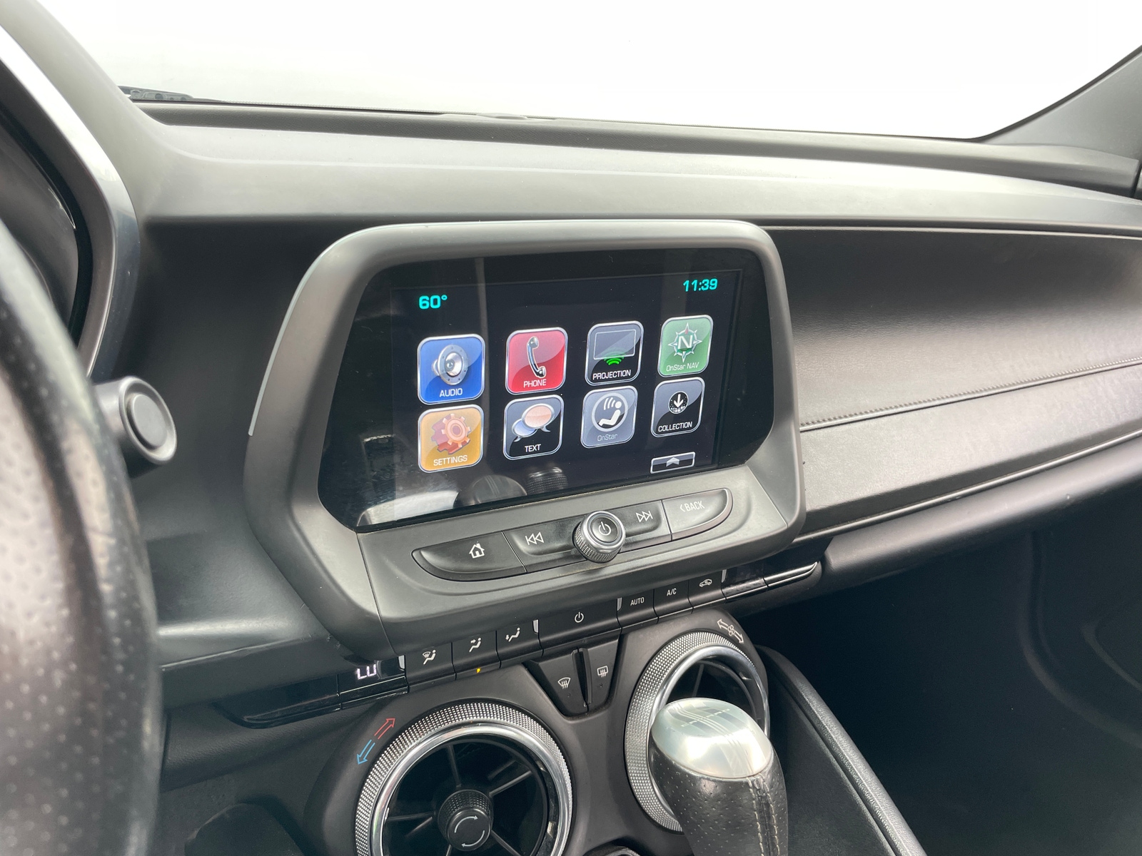 Thumbnail: 2017 Chevrolet Camaro - 3