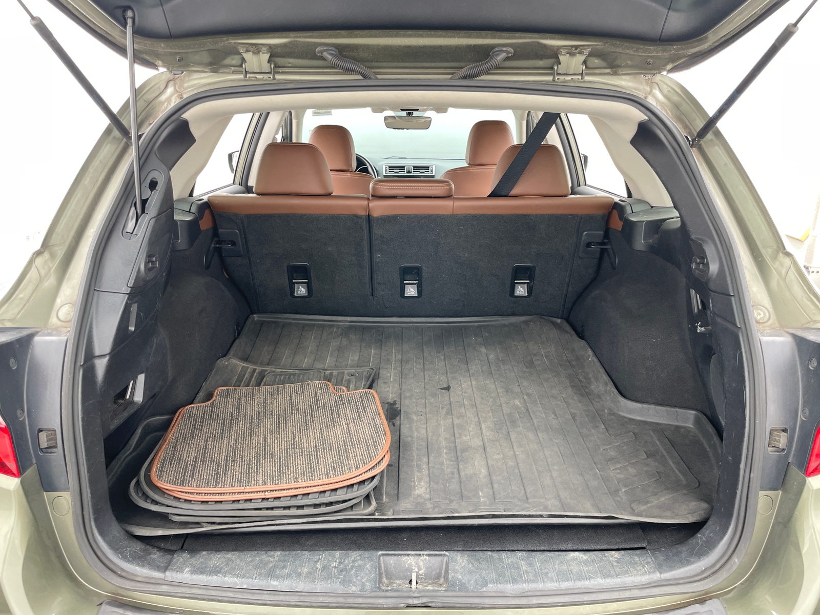 Thumbnail: 2017 Subaru Outback - 6