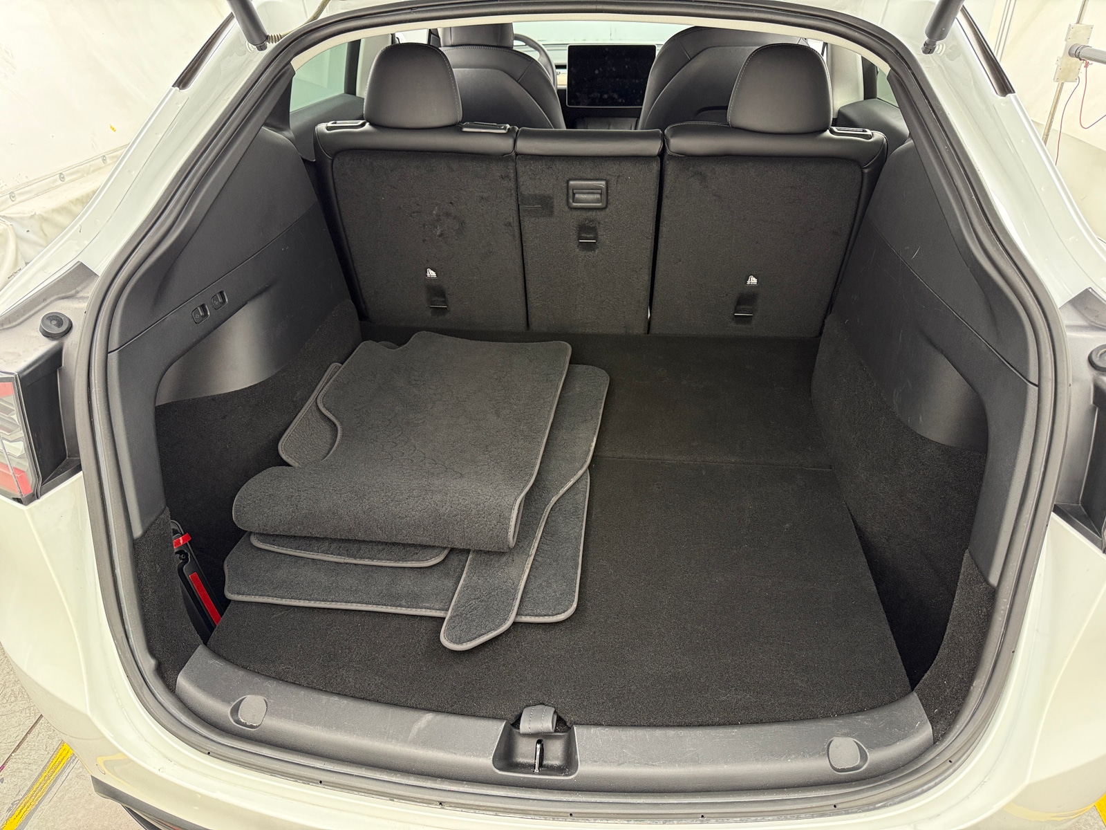 Thumbnail: 2022 Tesla Model Y - 7