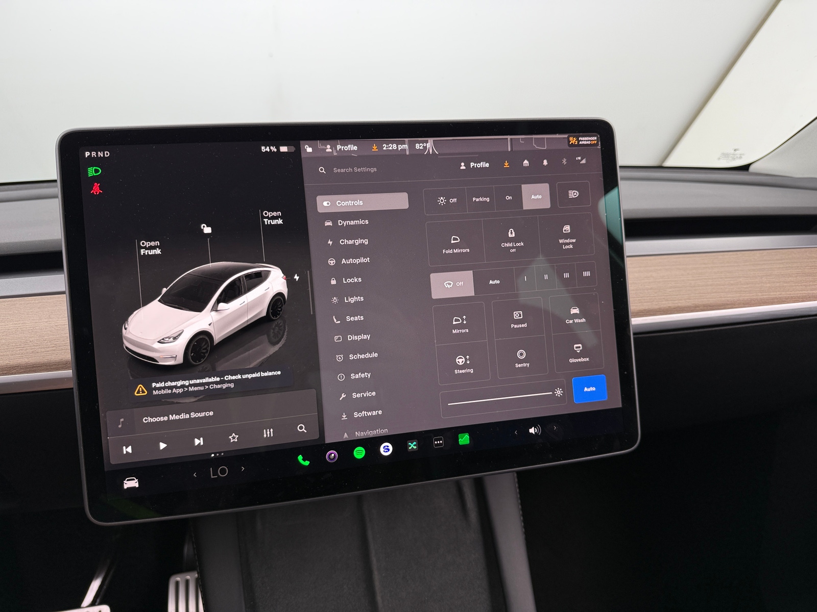 Thumbnail: 2022 Tesla Model Y - 4