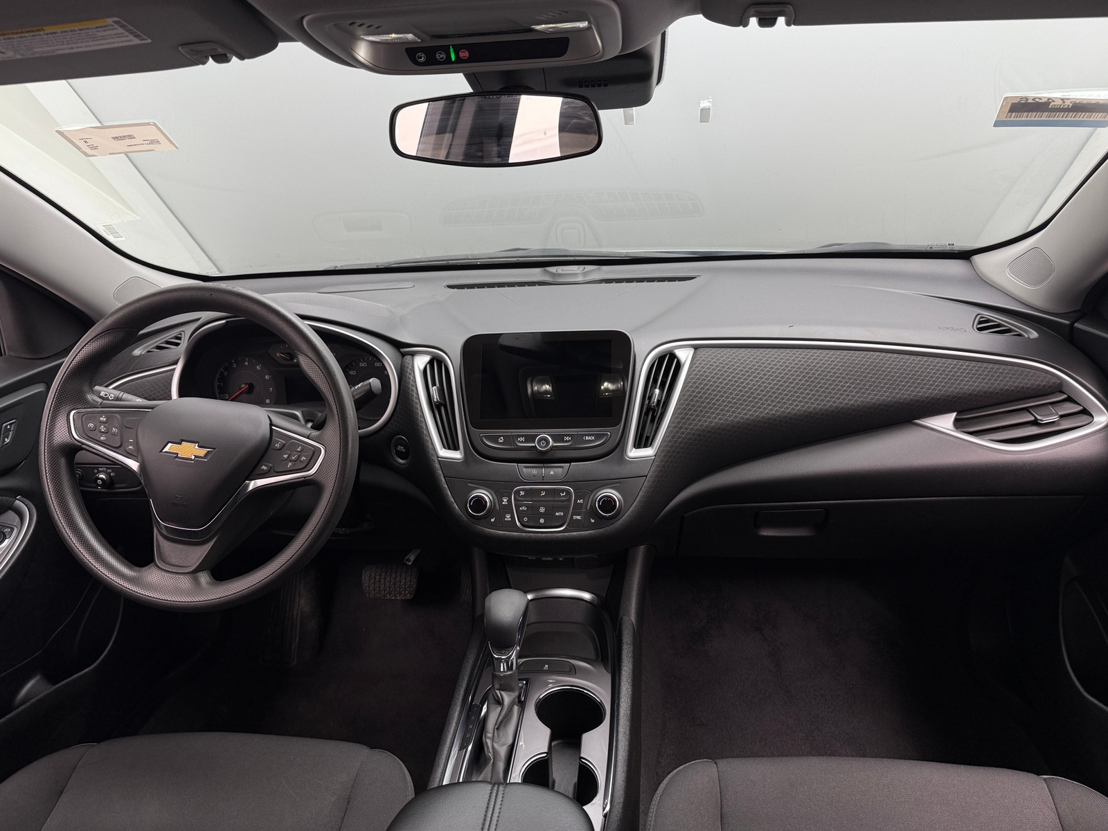 Thumbnail: 2023 Chevrolet Malibu - 3